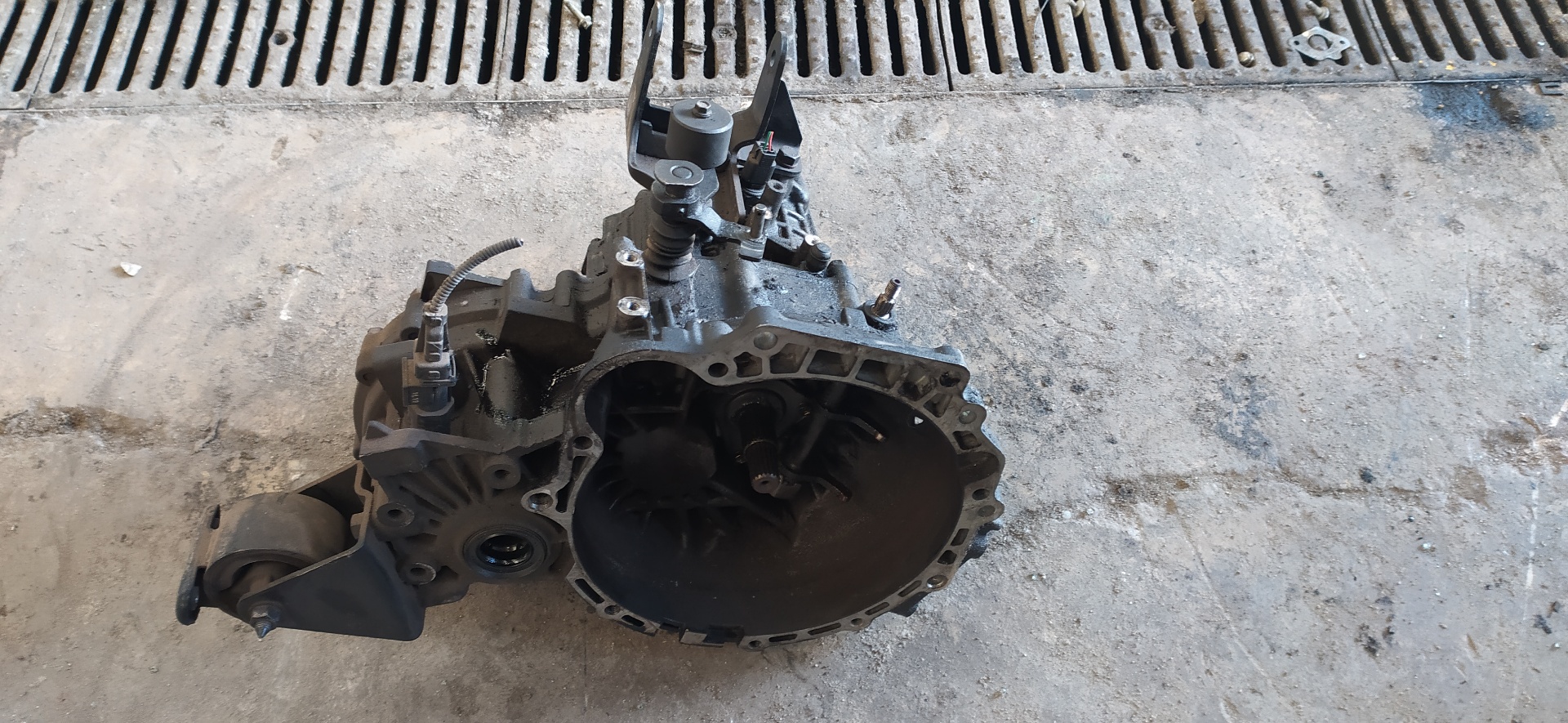 HYUNDAI Accent LC (1999-2013) Gearbox 20042448