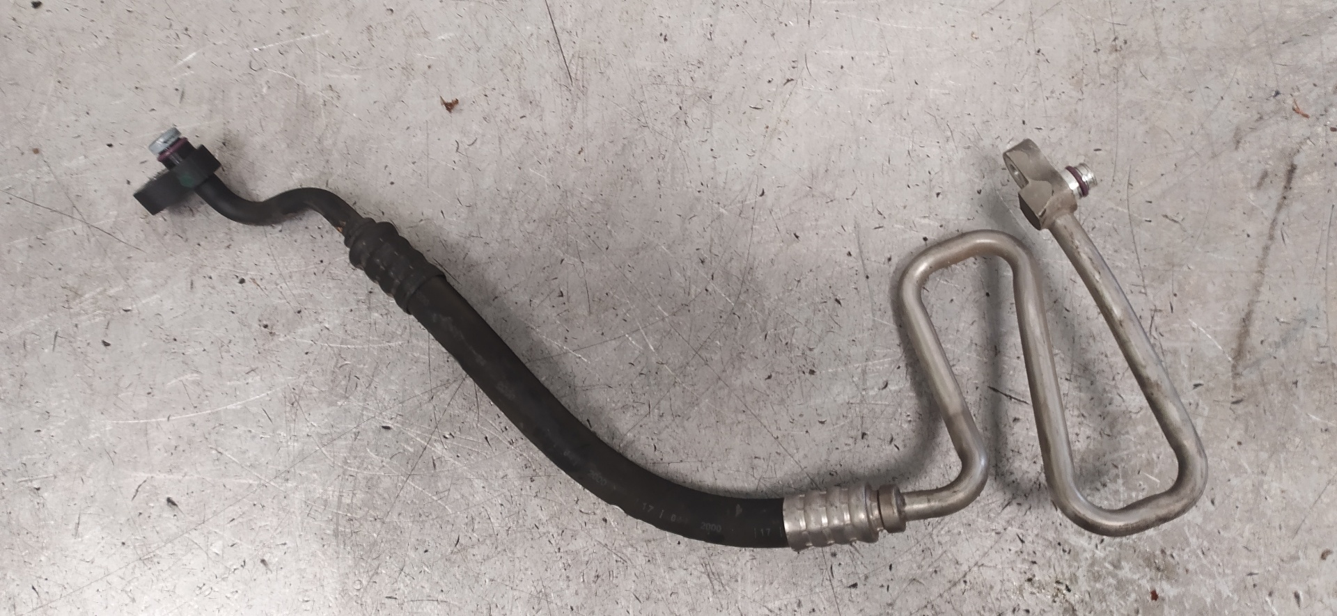 BMW 5 Series E39 (1995-2004) AC Hose Pipe 25967527