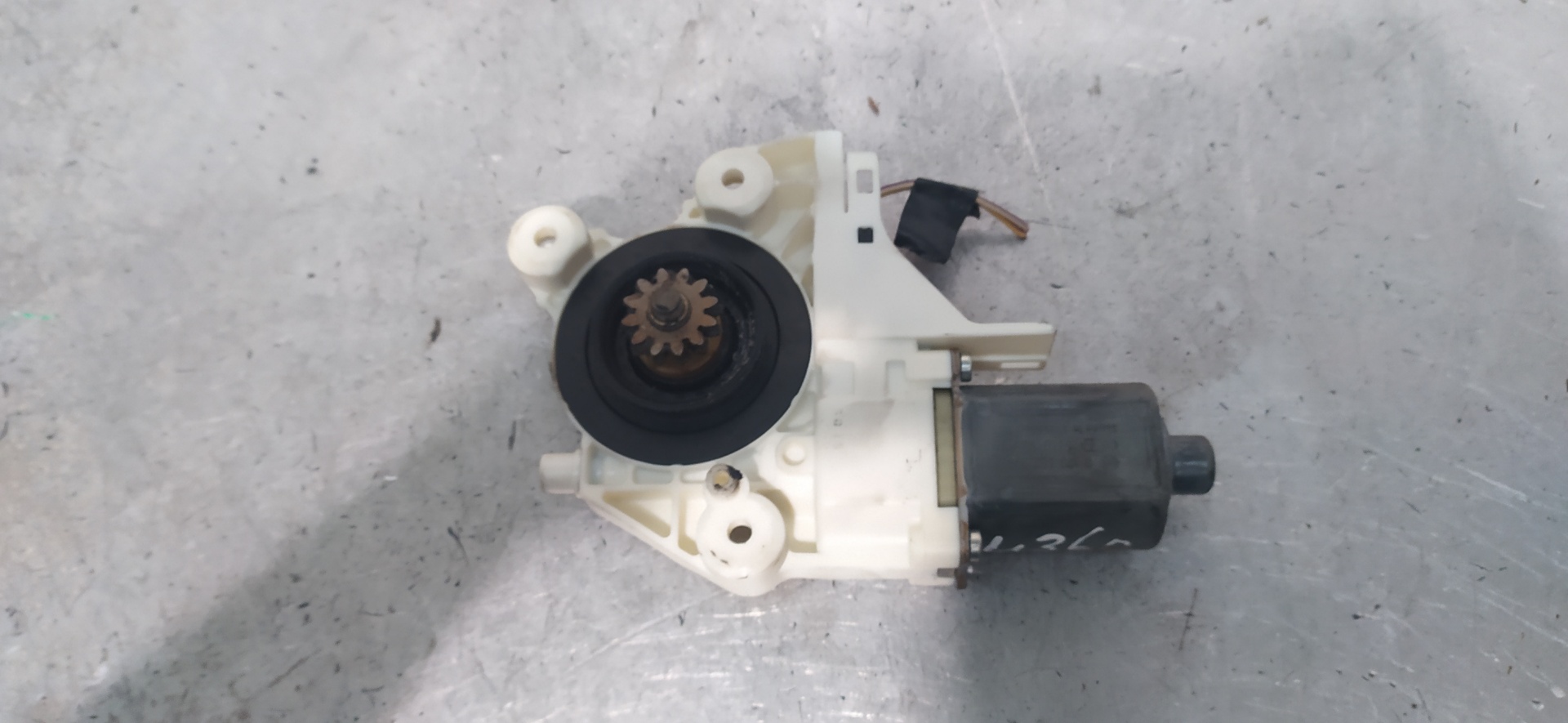 PEUGEOT Focus 2 generation (2004-2011) Front Right Door Window Control Motor 4M5T14553 20117002