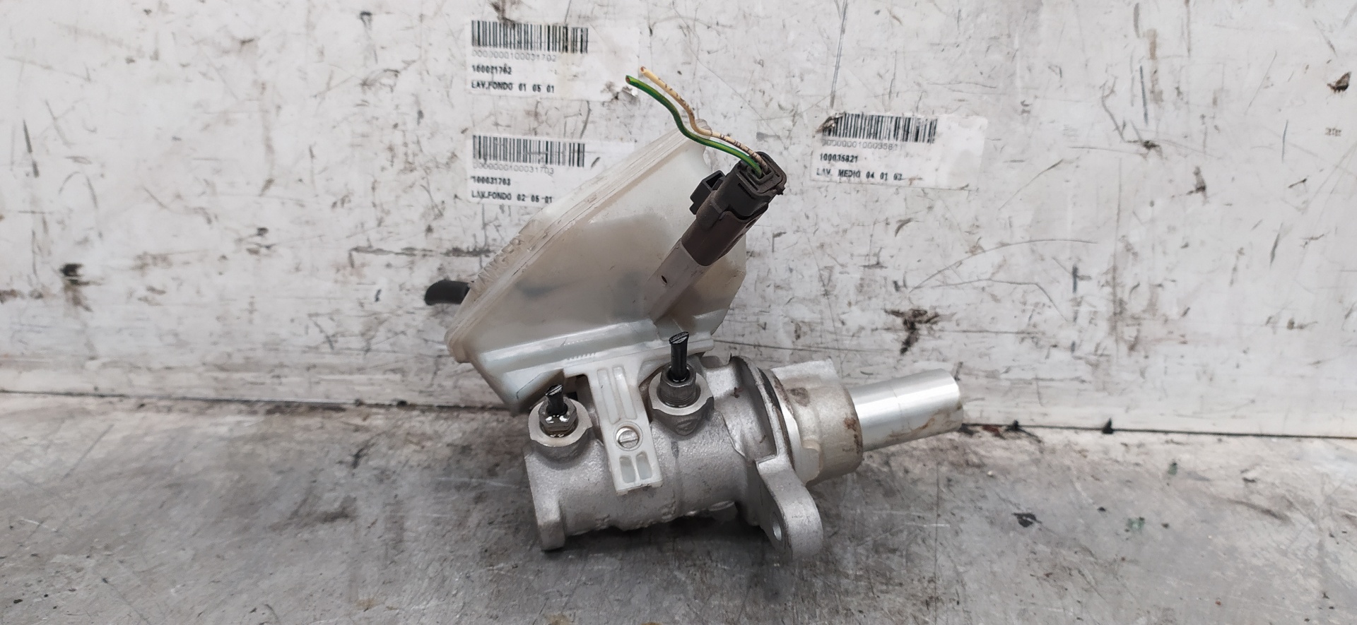 CITROËN C4 1 generation (2004-2011) Brake Cylinder 0204051007 23389452