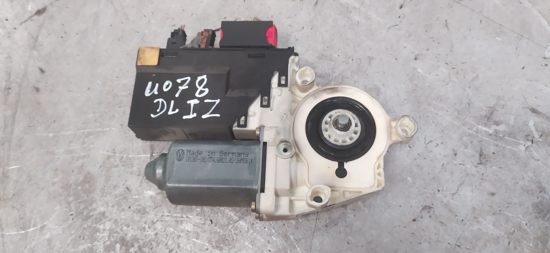 FORD Phedra 2 generation (2002-2008) Front Left Door Window Regulator Motor 1488726080, 991712203 20086255