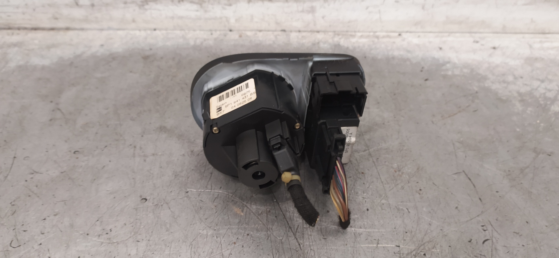 SEAT Toledo 3 generation (2004-2010) Headlight Switch Control Unit 5P1941431BS, BK704062506 25967196