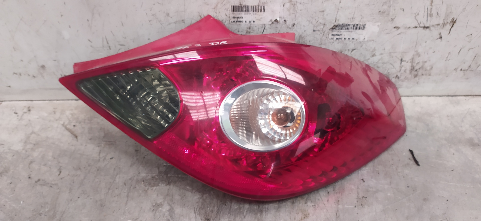 OPEL Corsa D (2006-2020) Rear Right Taillight Lamp 13186351, 89038961A 25966659