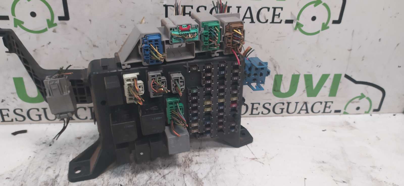 FORD Mondeo 3 generation (2000-2007) Fuse Box 1S7T14A073AE 20010838