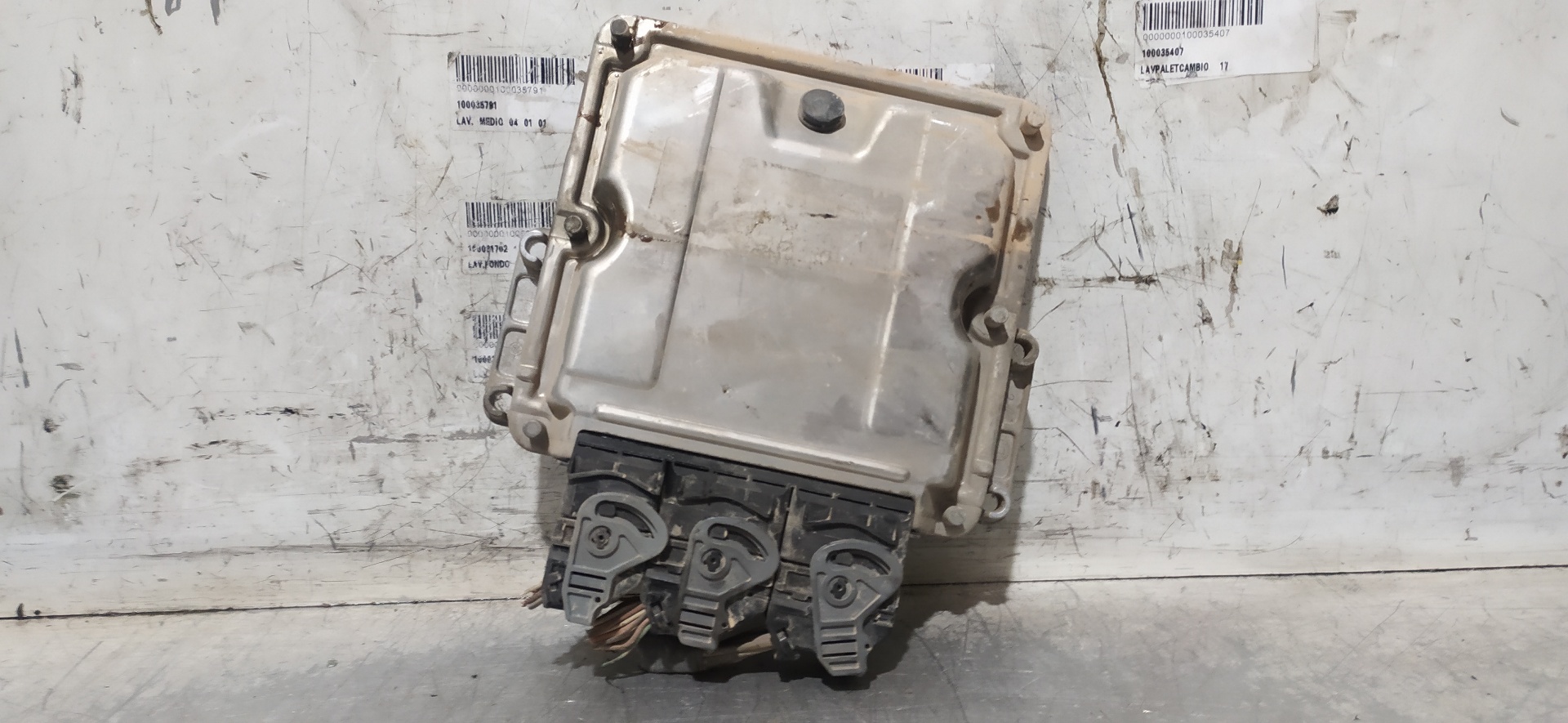 CITROËN Scenic 1 generation (1996-2003) Unitate de control motor 0281001934,8200076093 23391397