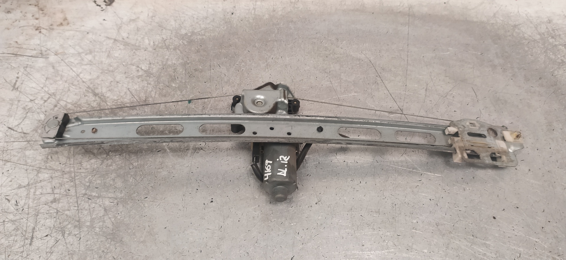 FIAT A-Class W168 (1997-2004) Front Left Door Window Regulator 0130821673 20094890