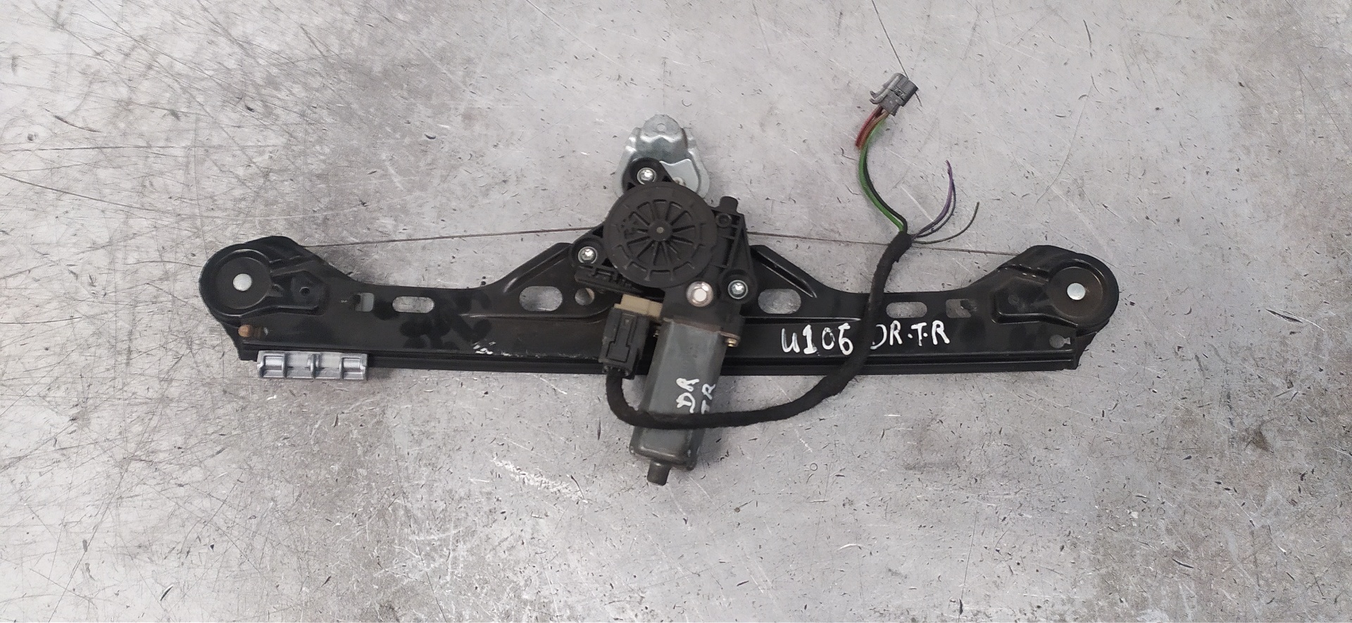 MERCEDES-BENZ C-Class W203/S203/CL203 (2000-2008) Rear Right Door Window Regulator 0130822007,04047XXX 20096266