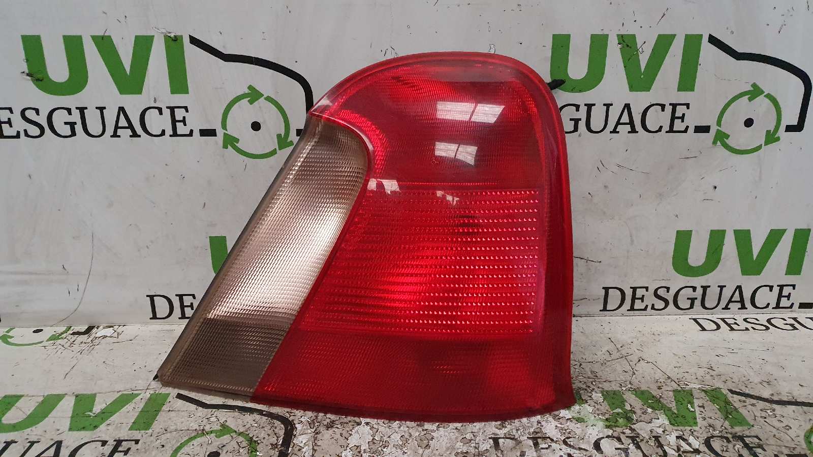 ROVER 75 1 generation (1999-2005) Rear Right Taillight Lamp 19984919