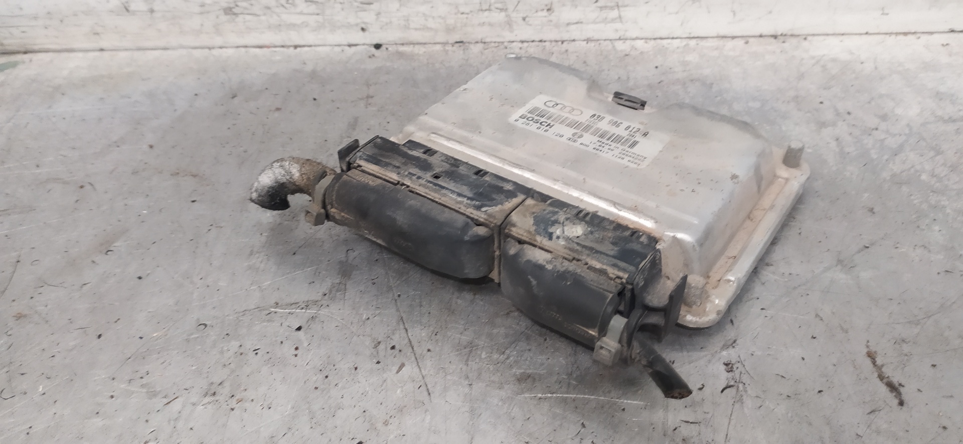 AUDI A3 8L (1996-2003) Motorkontrolenhed ECU 0281010120,038906012A 25967131