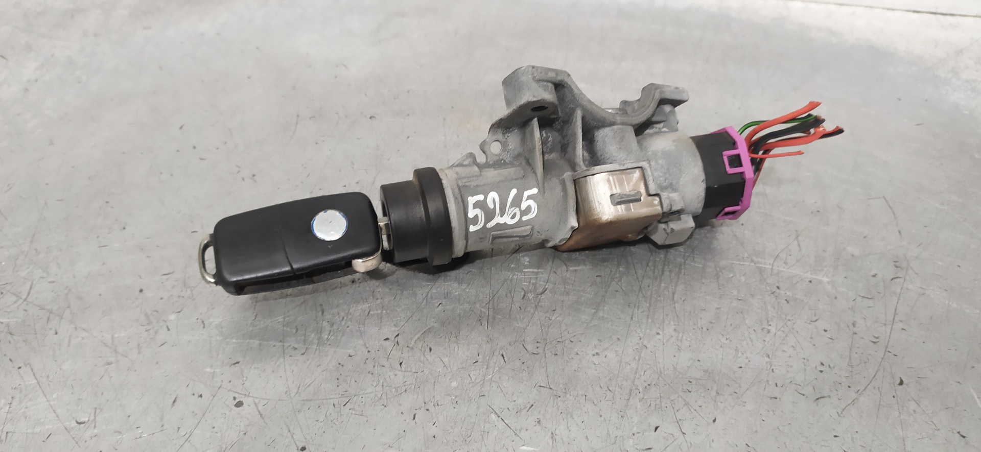 VOLKSWAGEN Polo 4 generation (2001-2009) Ignition Lock 4B0905851Q 25917298