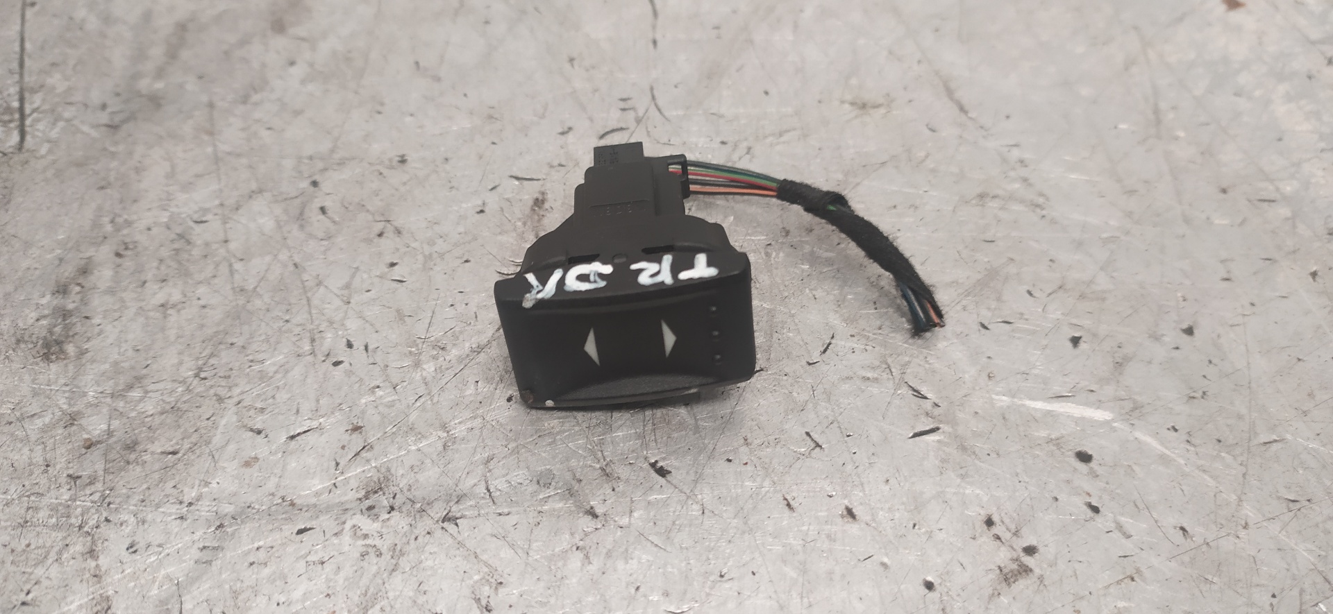 FORD Mondeo 3 generation (2000-2007) Front Right Door Window Switch 1S7T14529AB 23363535