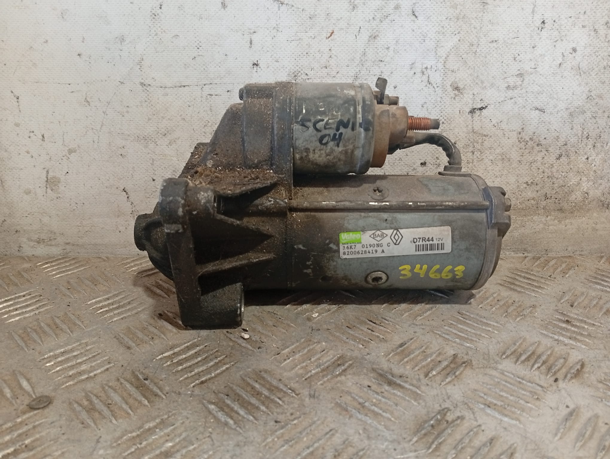 Démarreur 8200628419 de Renault Scénic ii (jm0/1_) 2003-2006 - pieza usada