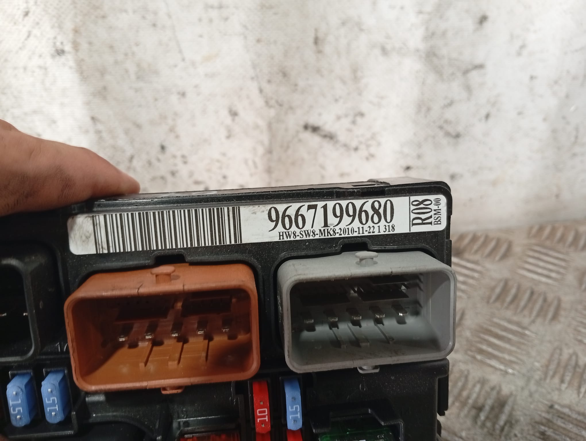 Caja de relés / fusibles 9667199680 de Peugeot 207/207+ (wa_, wc_) 2006-2015