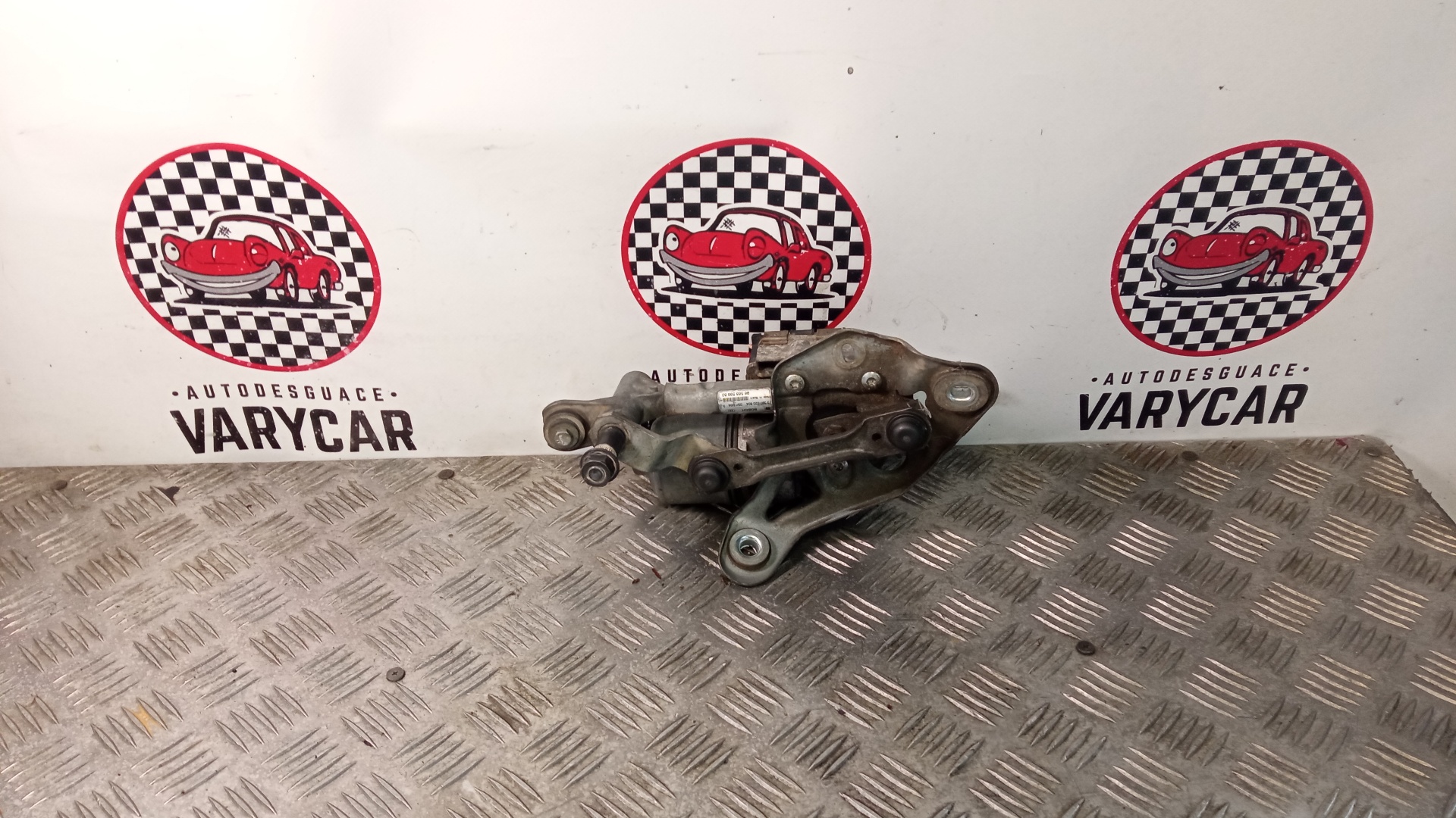 Motor limpia delantero 0390241722 de Peugeot 407 2007-2010 - pieza usada