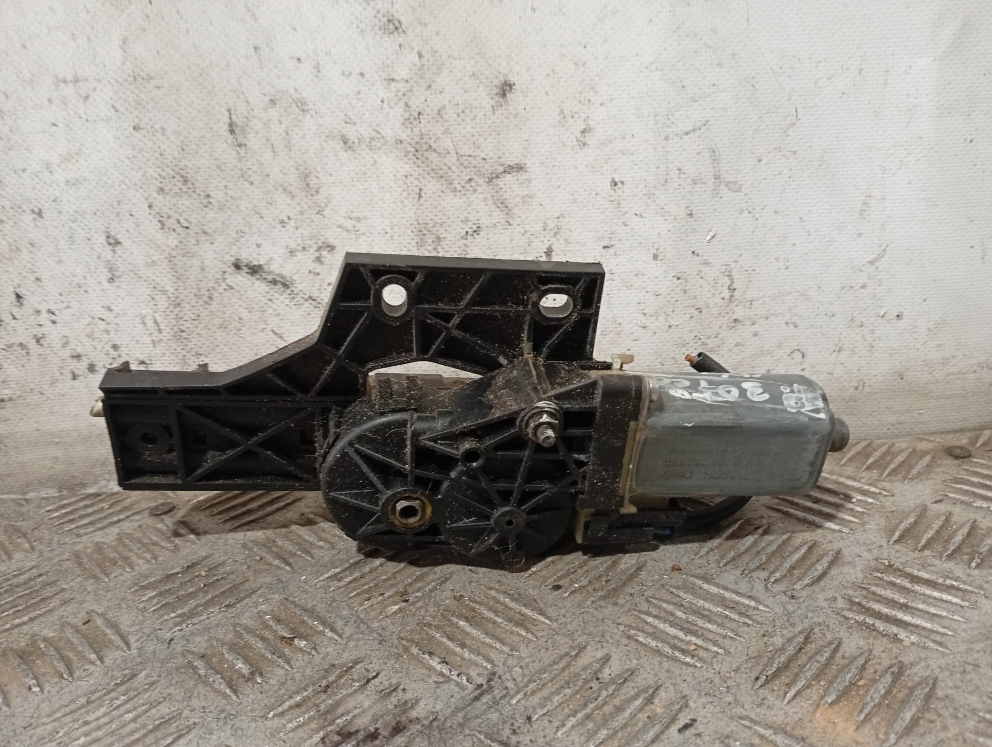 Sunroof electric motor 0390203228 de Peugeot 307 2005-2009 - pieza usada