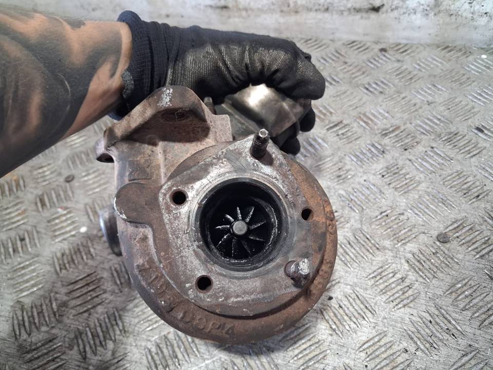 Turbocompresor 54399700070 de Renault Scénic ii (jm0/1_) 2003-2006