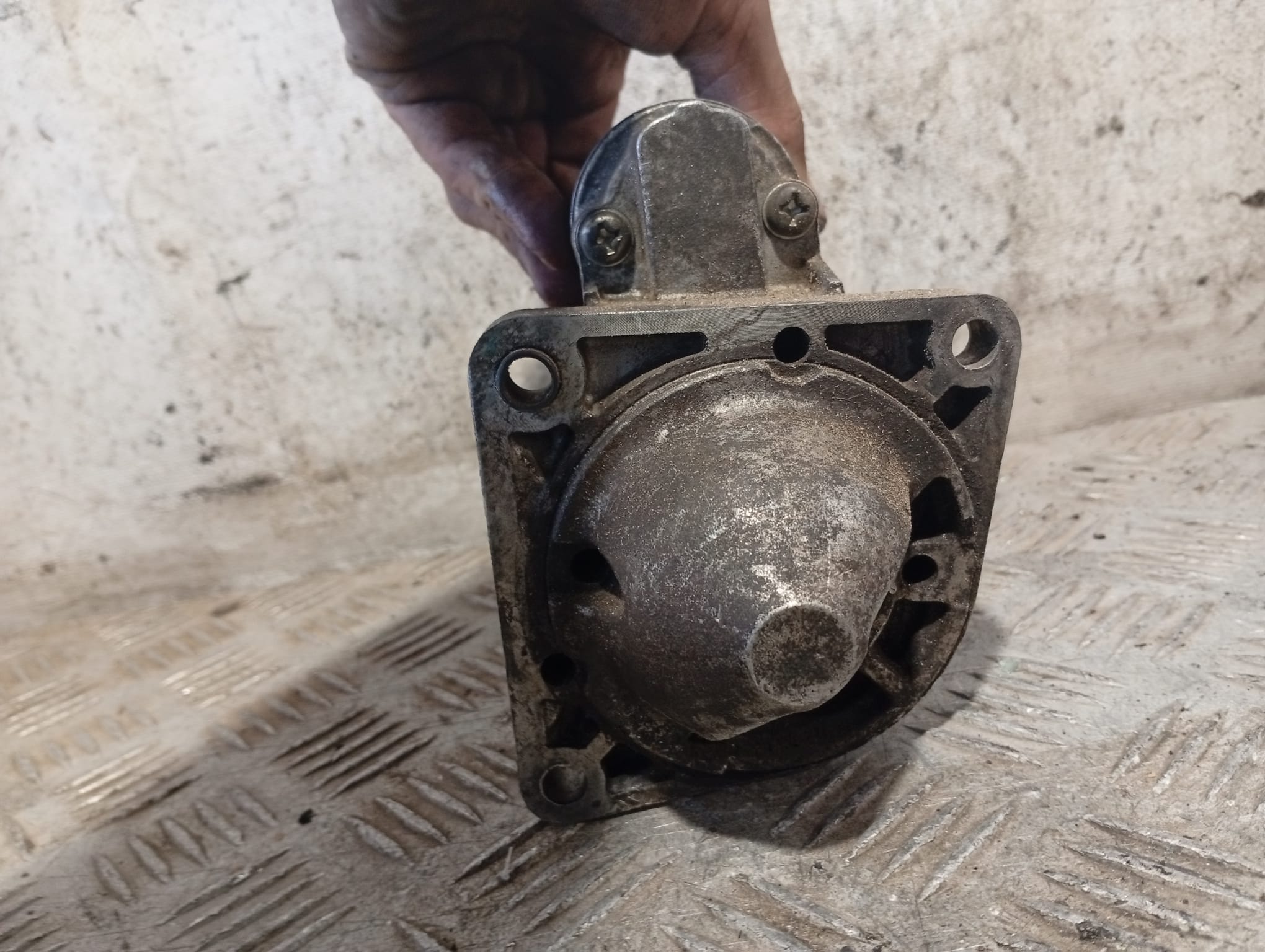 Démarreur 55352882 de Opel Astra 2004-2007 - pieza usada