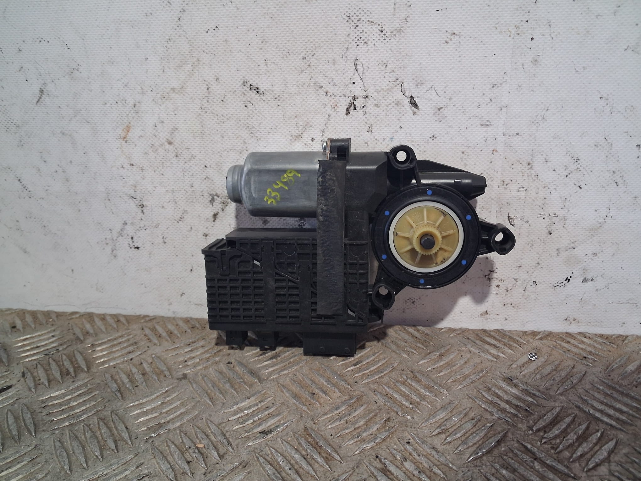 Motor elevalunas delantero izquierdo 9682495580 de Citroen C4 2007-2008