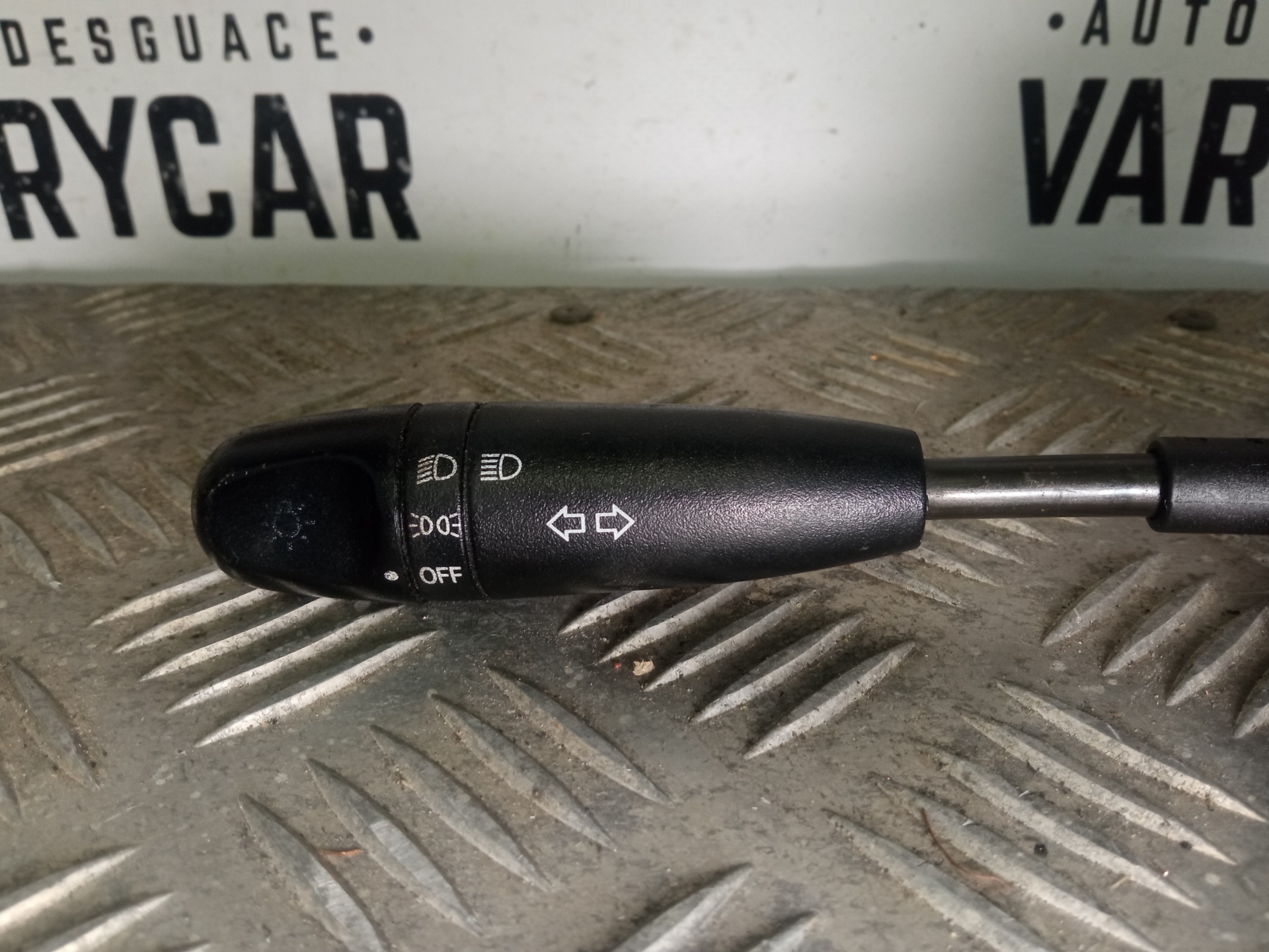 Mando intermitentes 96540683 de Chevrolet Aveo / kalos sedán (t200) 2003-2008 - pieza usada