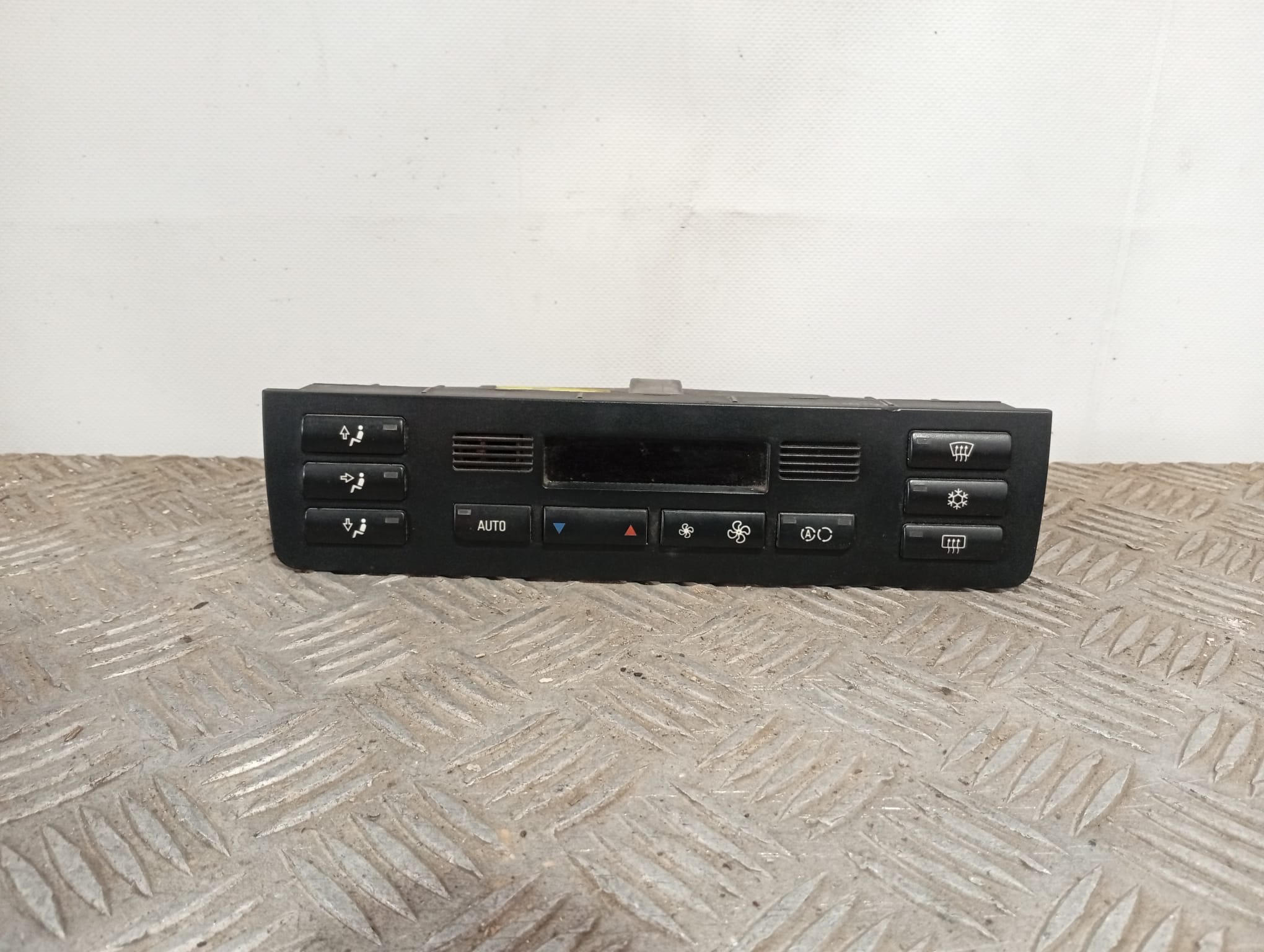 Comando do climatizador 64116916882 de Bmw 3 (e46) 2003-2005 - pieza usada