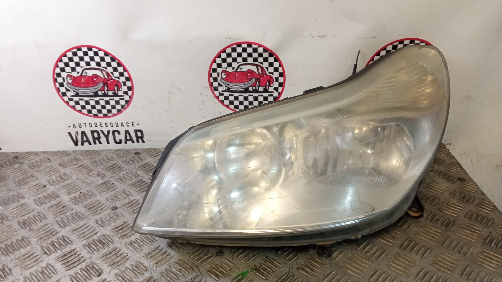 Phare gauche 9650055980 de Citroen C5 2001-2004 - pieza usada