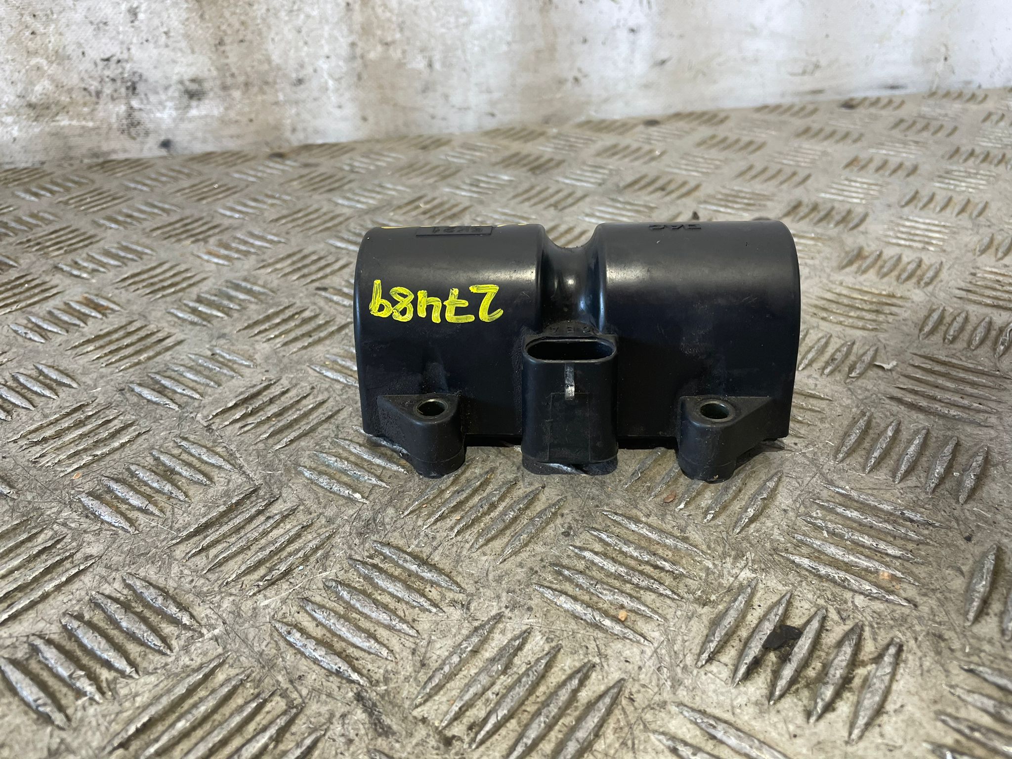 Bobina de encendido 96253555 de Daewoo Kalos 2002-2004 - pieza usada