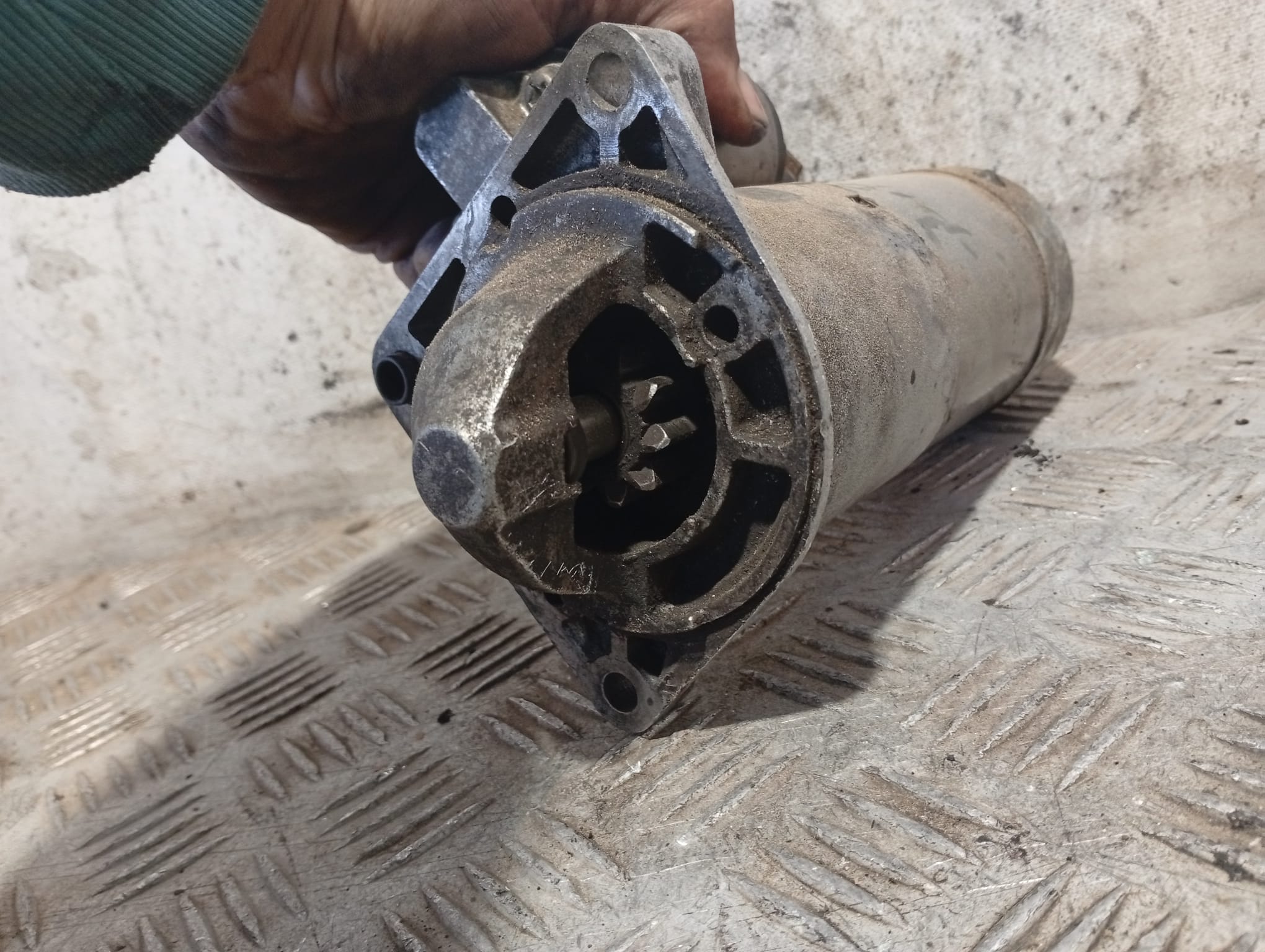 Démarreur 55352882 de Opel Astra 2004-2007 - pieza usada