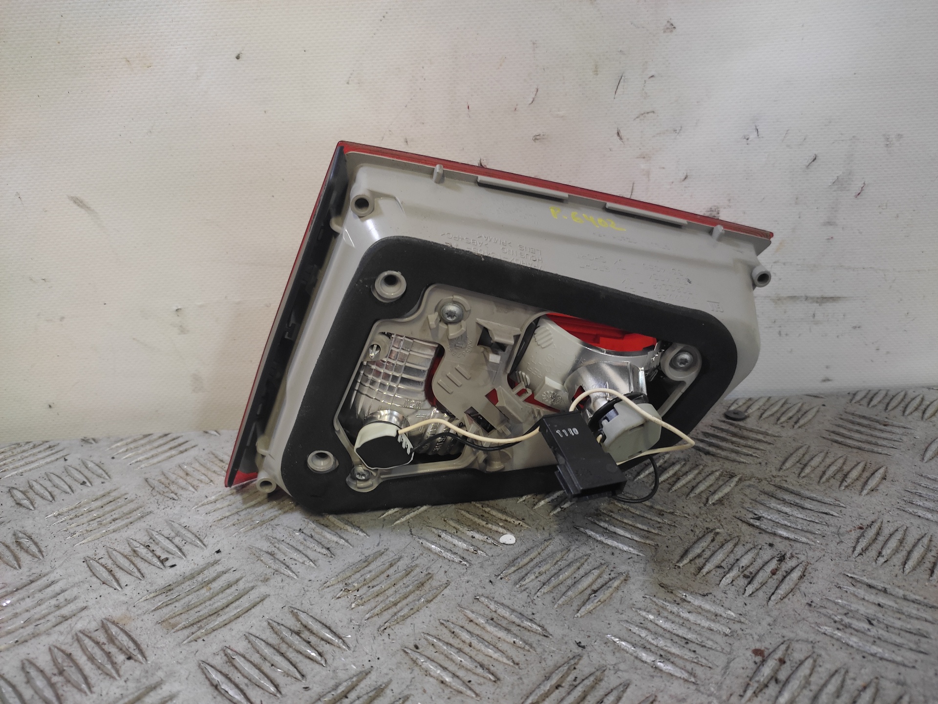 Piloto trasero izquierdo interior 13282246 de Opel Astra 2010-2011