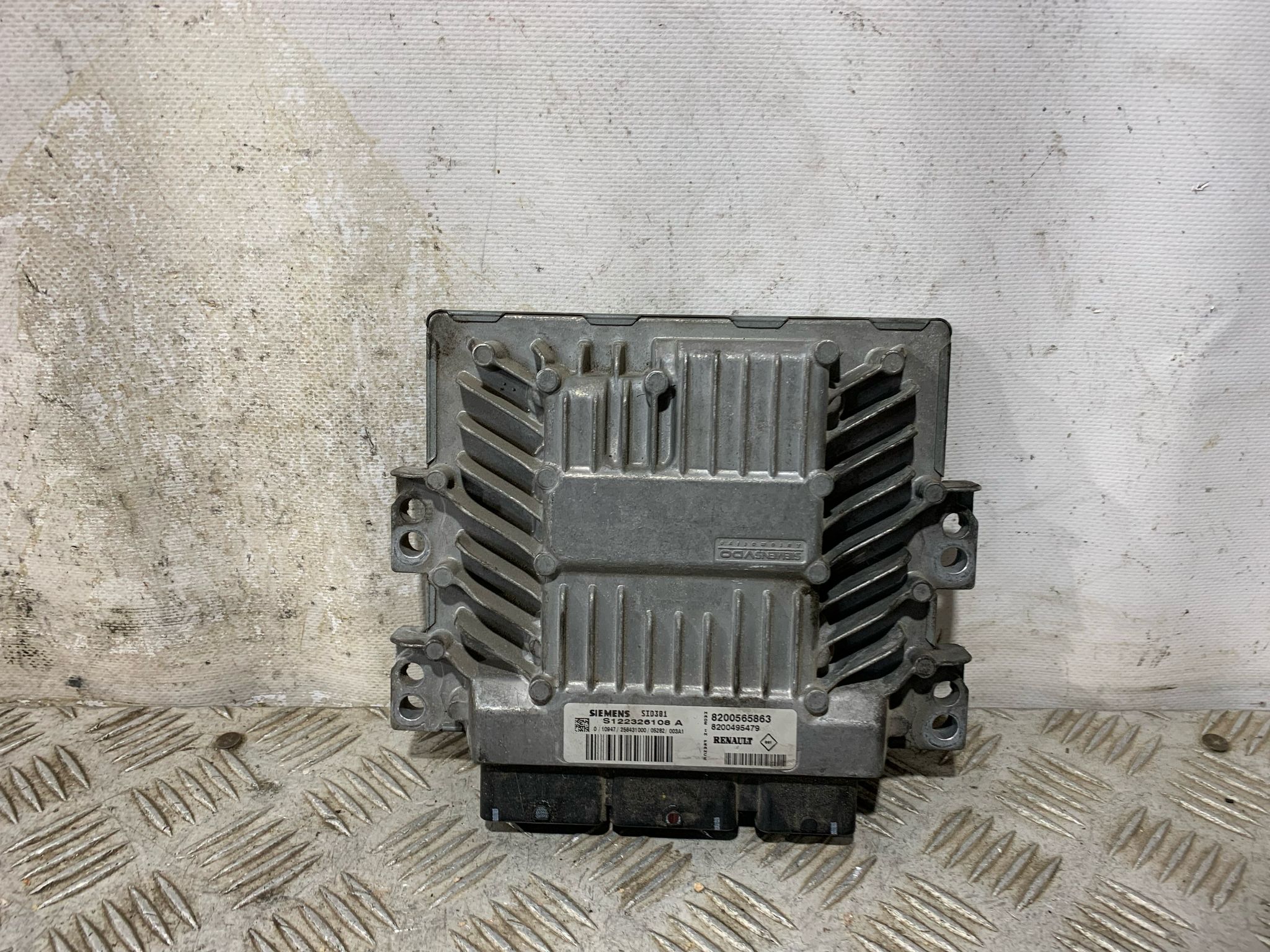 Motorsteuergerät 8200565863 de Renault Scénic ii (jm0/1_) 2003-2006