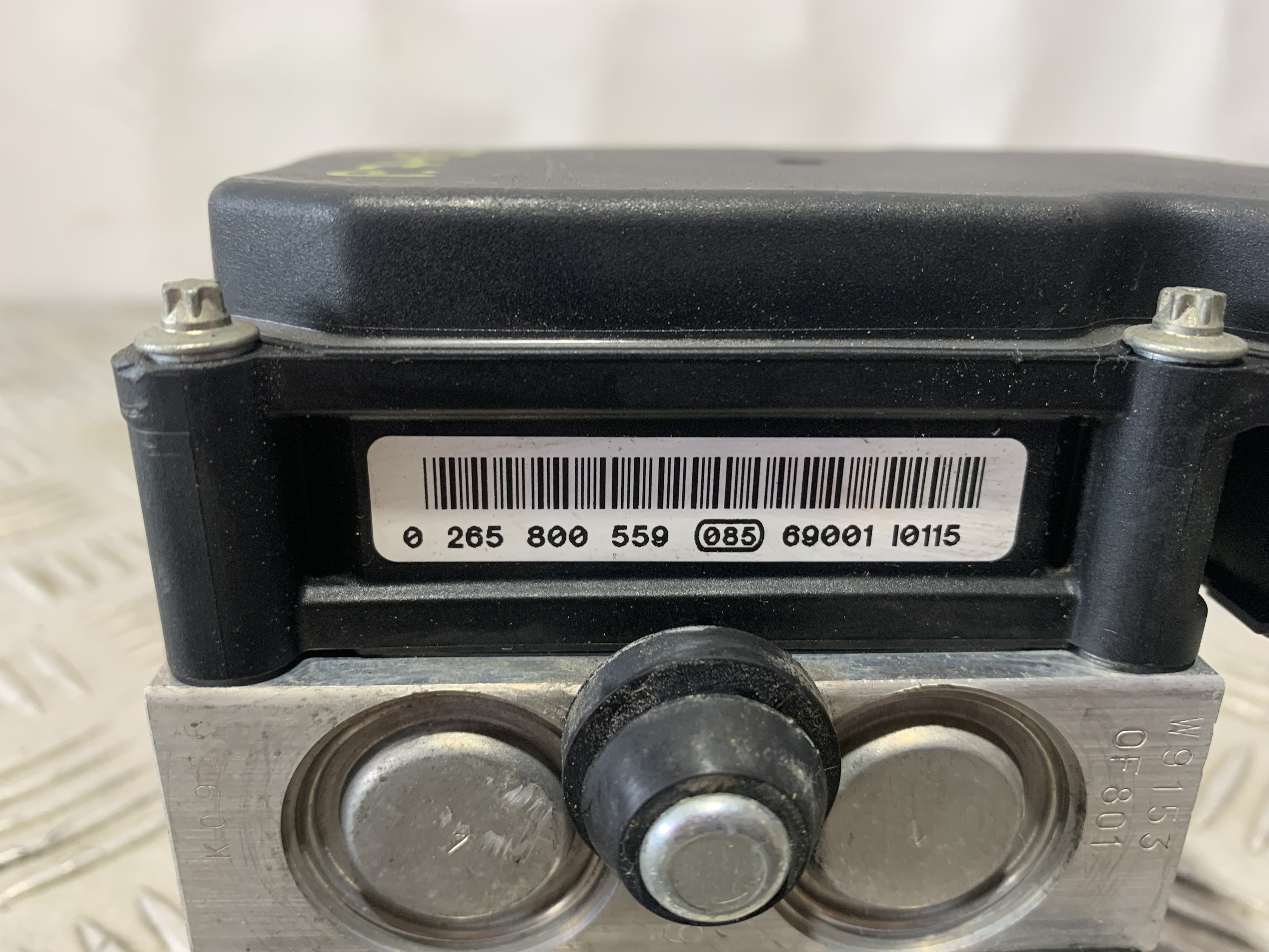 Abs 8200559749 de Renault Clio iii (br0/1, cr0/1) 2007-0 - pieza usada