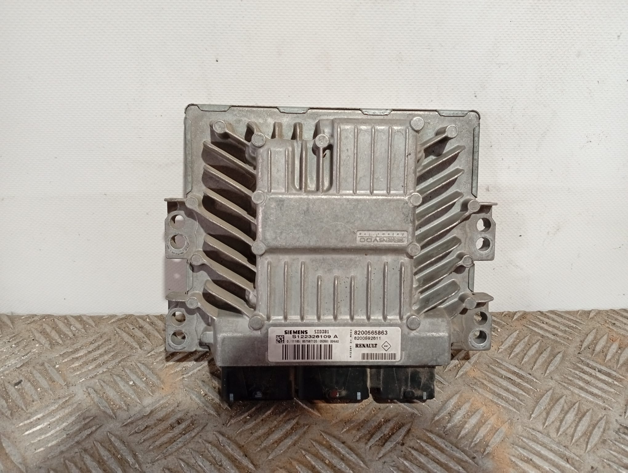 Motorsteuergerät 8200565863 de Renault Scénic ii (jm0/1_) 2003-2006