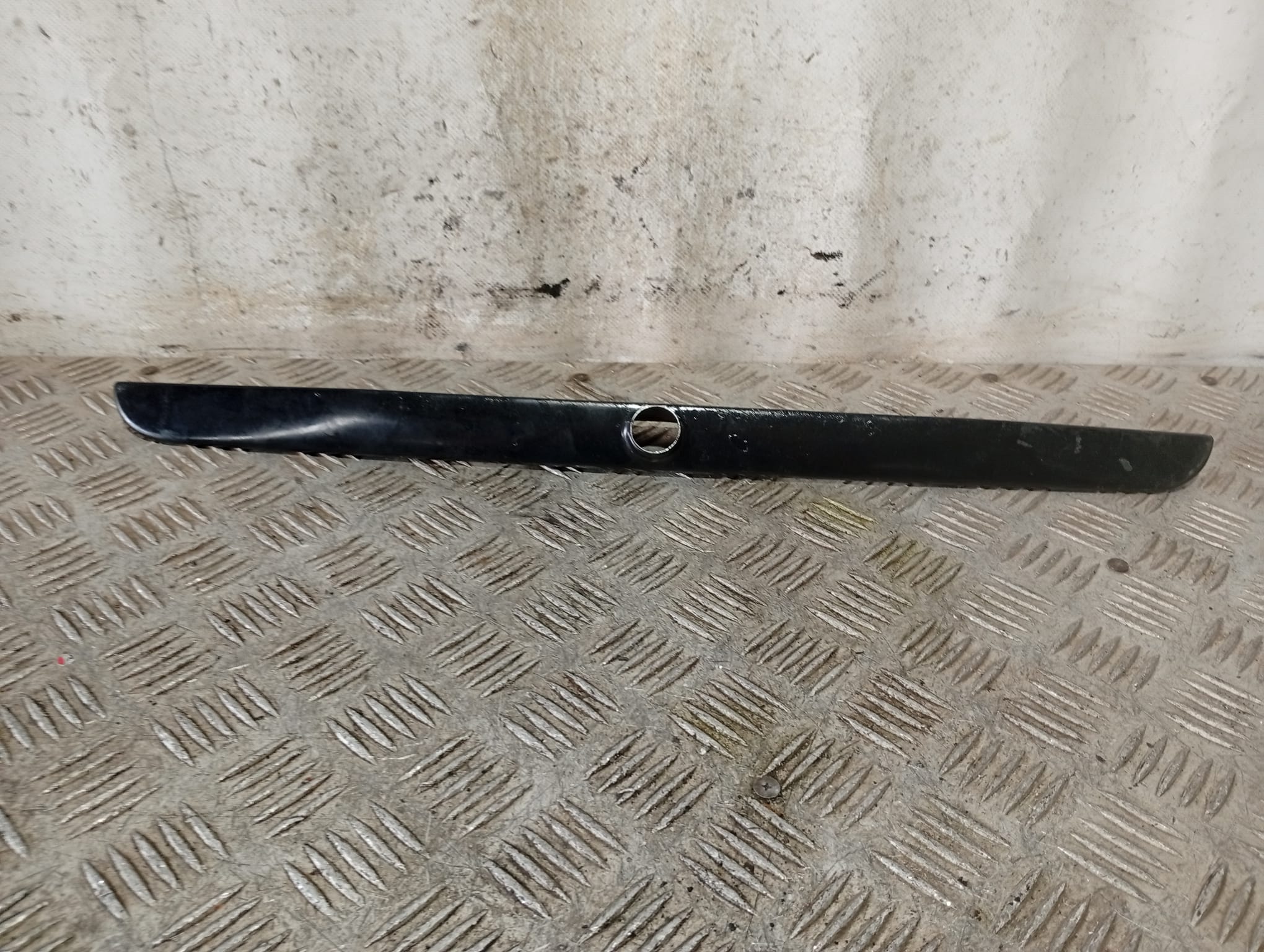 Moldura 1977253 de Bmw Serie 3 1990-1998 - pieza usada