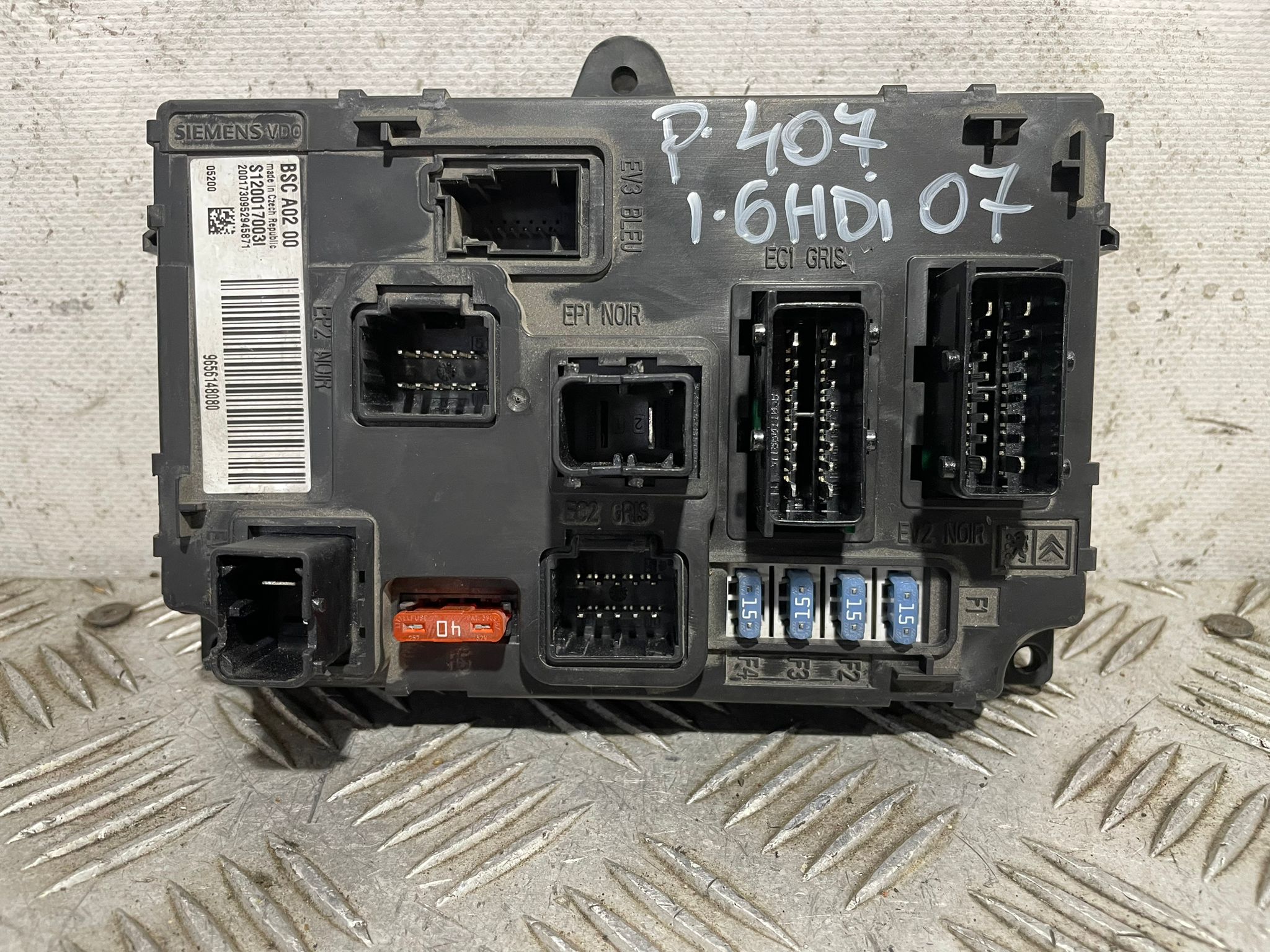 PEUGEOT 407 1 generation (2004-2010) Fuse Box 9656148080 22847948