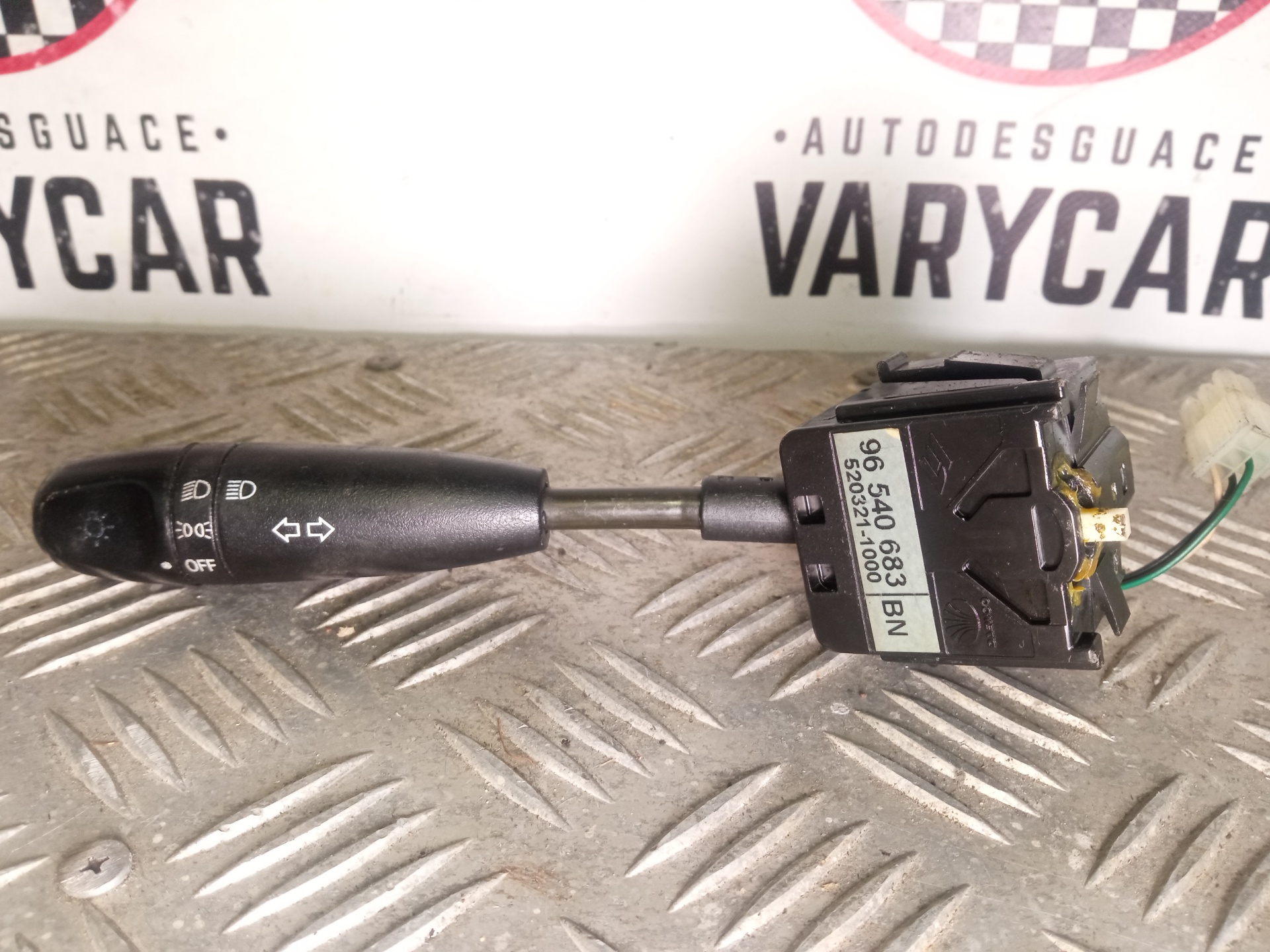 Mando intermitentes 96540683 de Chevrolet Aveo / kalos sedán (t200) 2003-2008