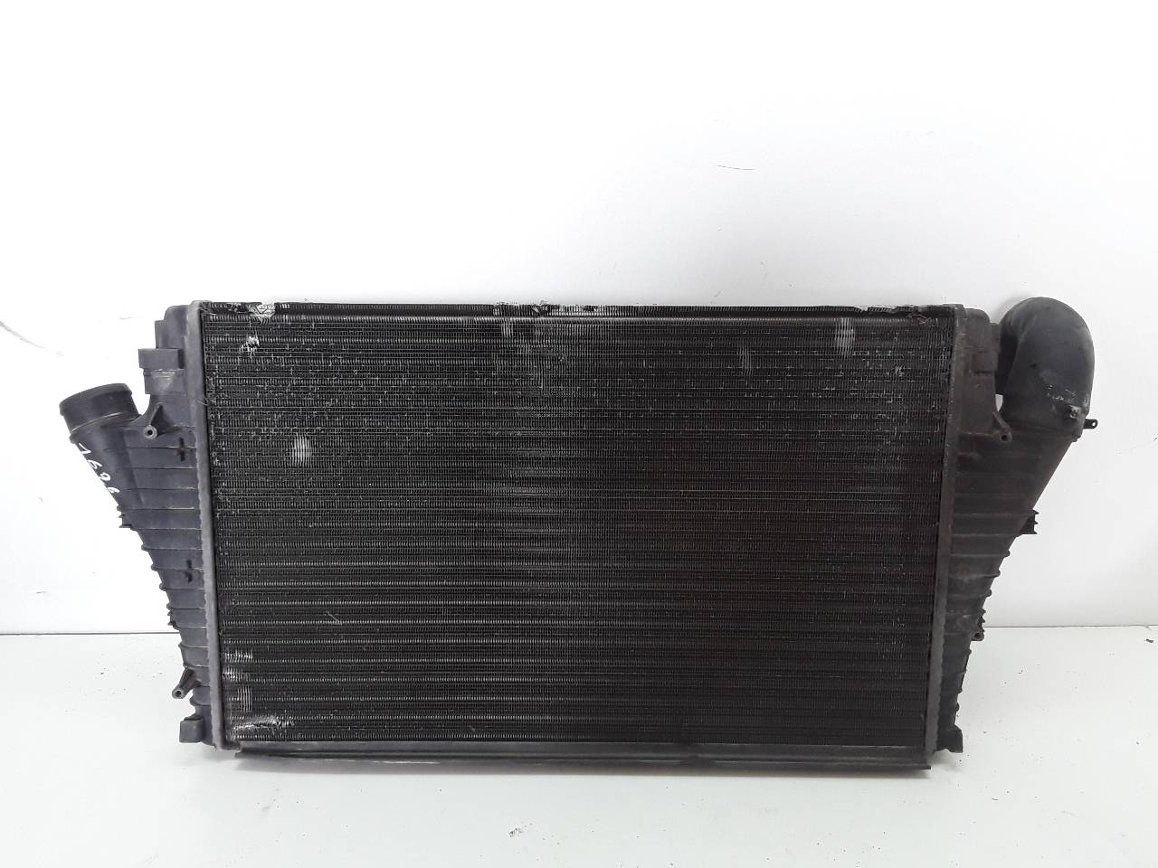 LDV Croma 194 (2005-2011) Radiateur de refroidisseur intermédiaire 13205149 18945704