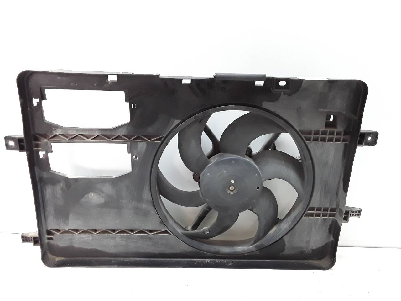 VOLKSWAGEN Colt 6 generation (2002-2013) Ventilator difuzor 1350A066 18935907