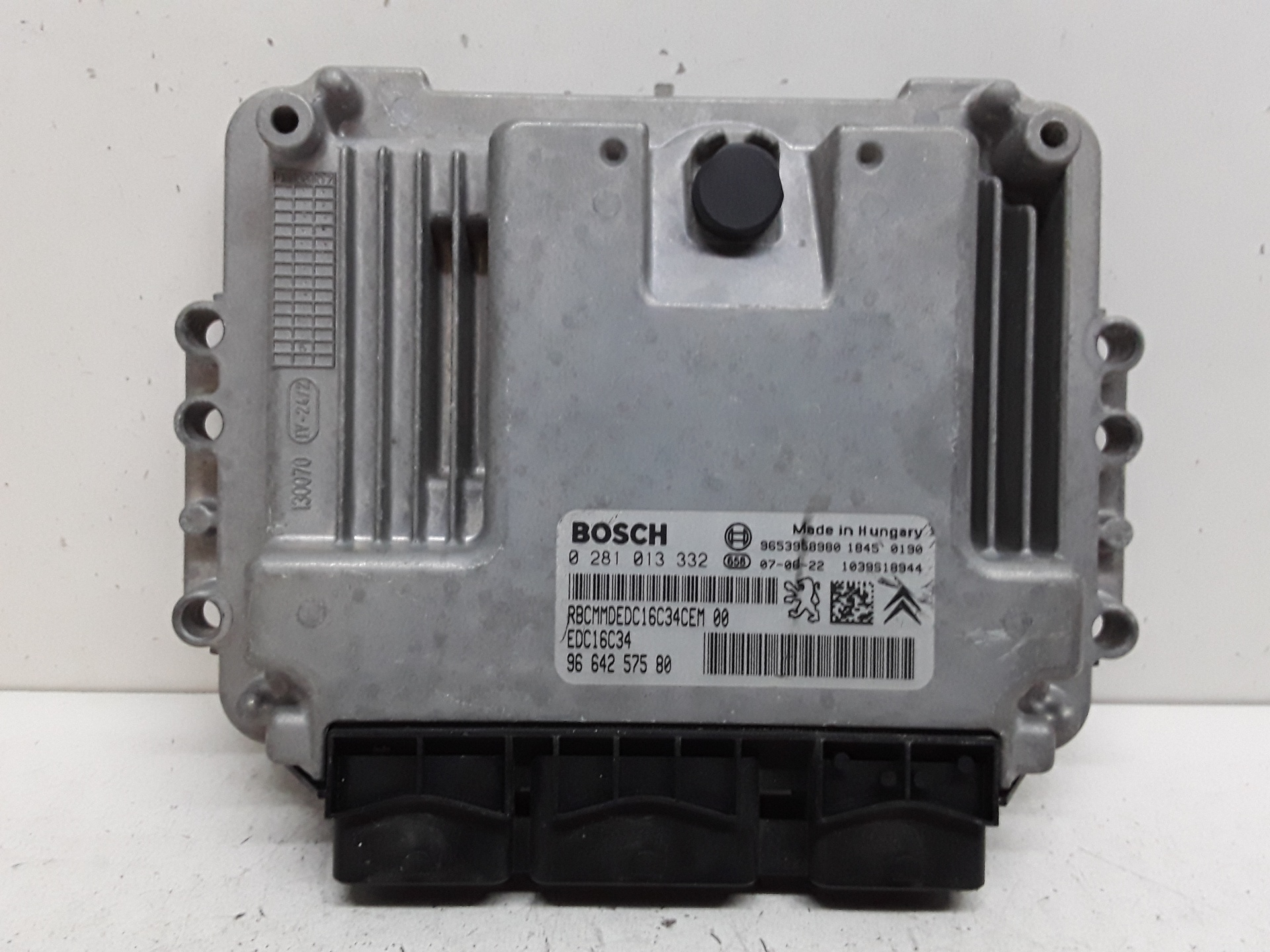 PEUGEOT 308 T9 (2013-2021) Engine Control Unit ECU 0281013332 25623797