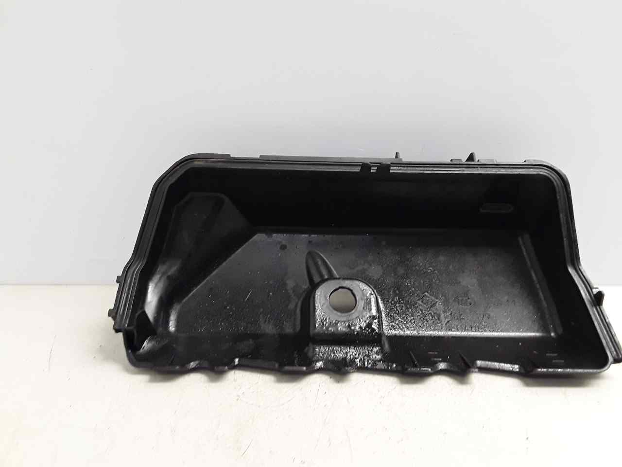 RENAULT Master 2 generation (1997-2010) Engine Cover 8200164199 25605812