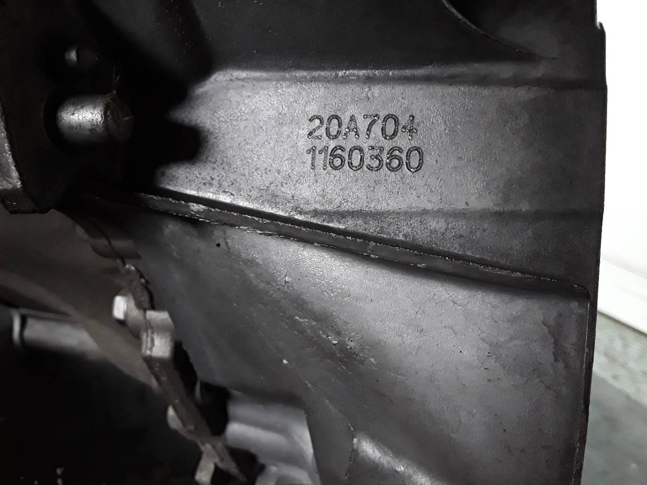 PEUGEOT 208 Peugeot 208 (2012-2015) Gearbox 20A704, 1160360 19017591