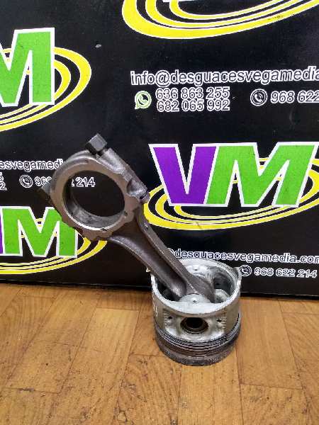 NISSAN Connecting Rod RD28 25605266