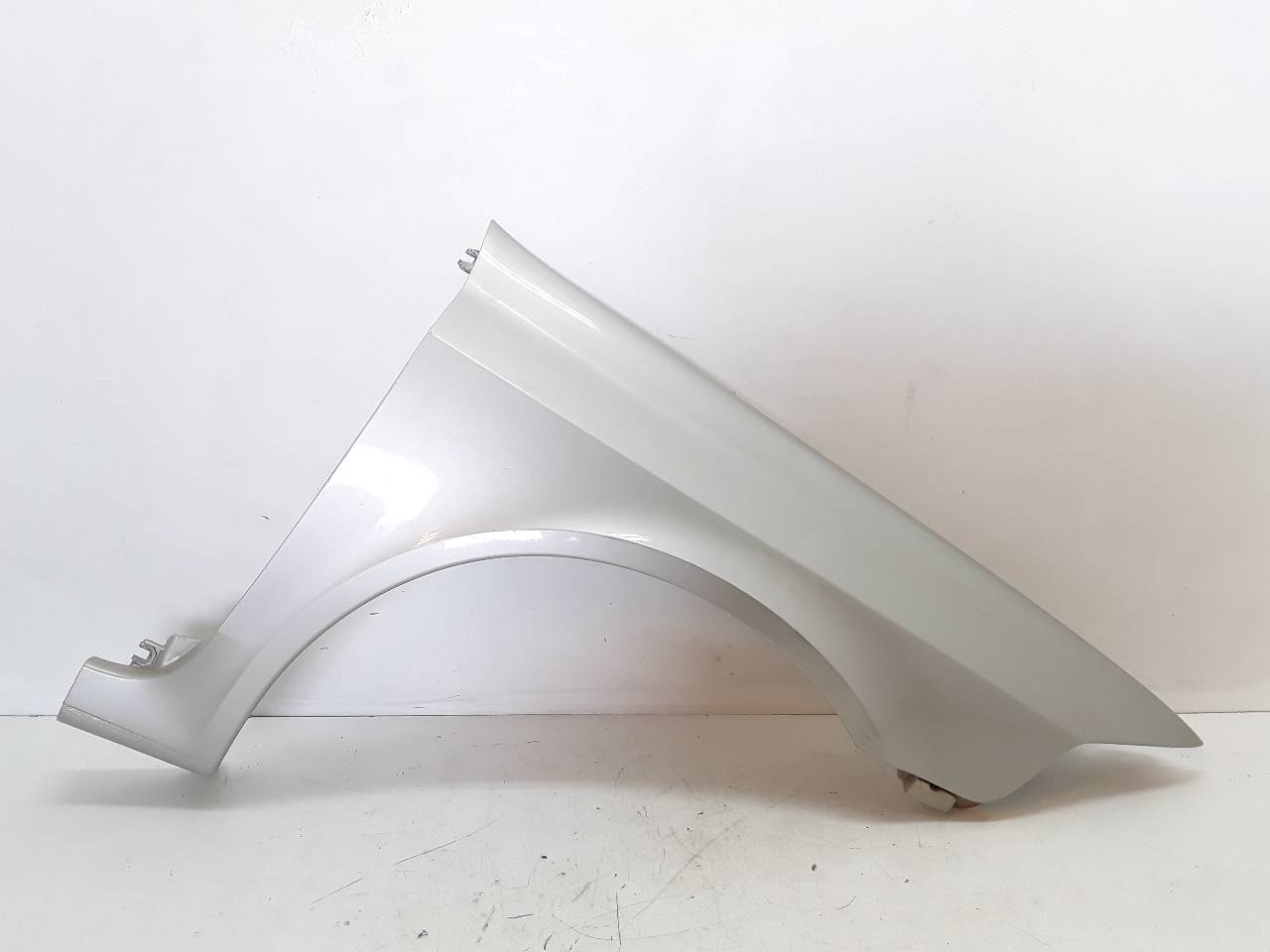 RENAULT Laguna 2 generation (2001-2007) Front Right Fender 8201094795 19098326