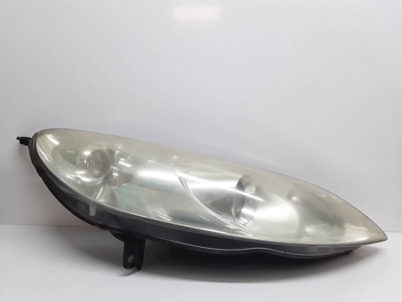 PEUGEOT 407 1 generation (2004-2010) Front Right Headlight 9641944180 19046450