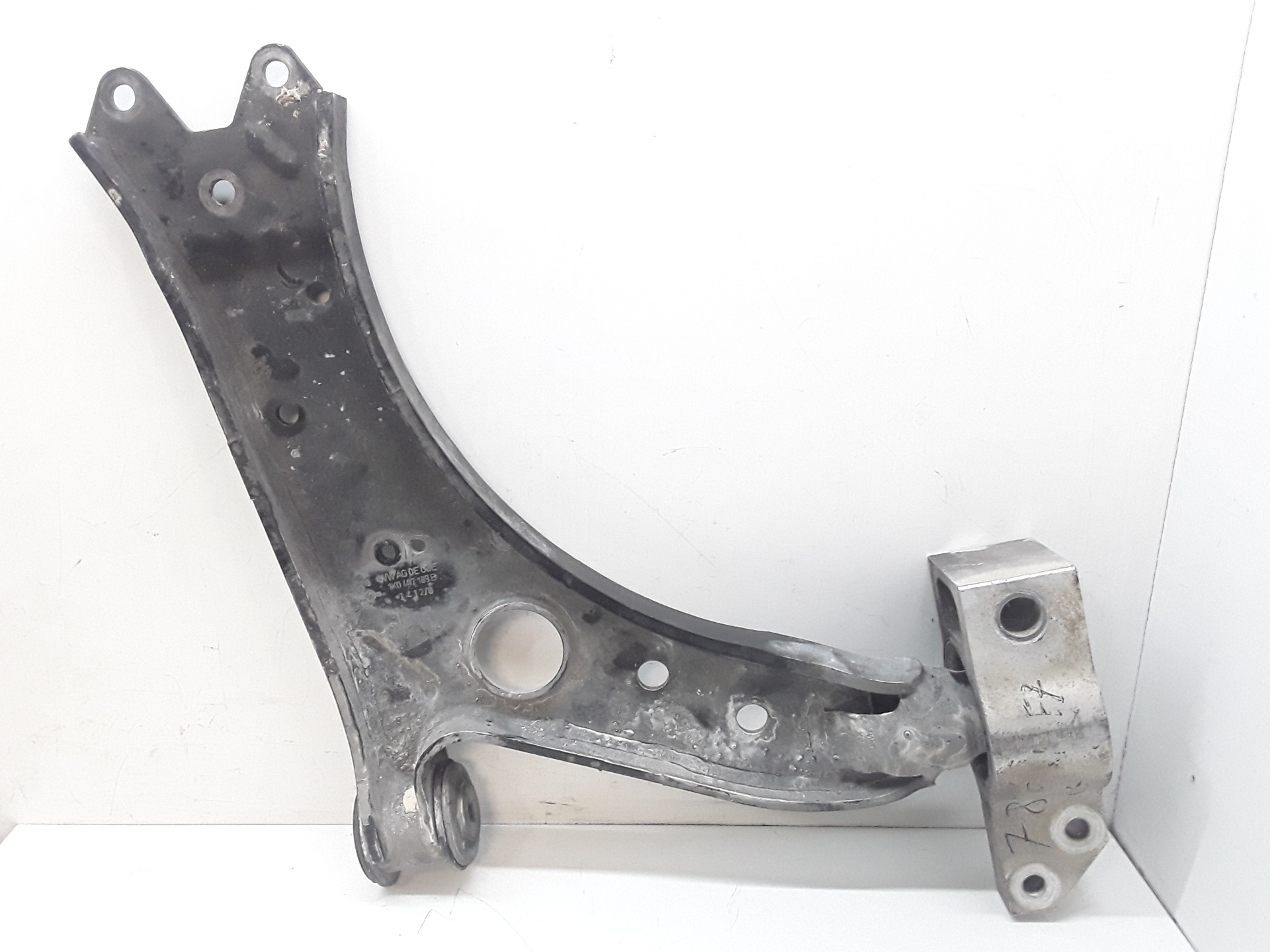 VOLKSWAGEN Golf 5 generation (2003-2009) Fremre venstre arm 1k0407189e 19150860