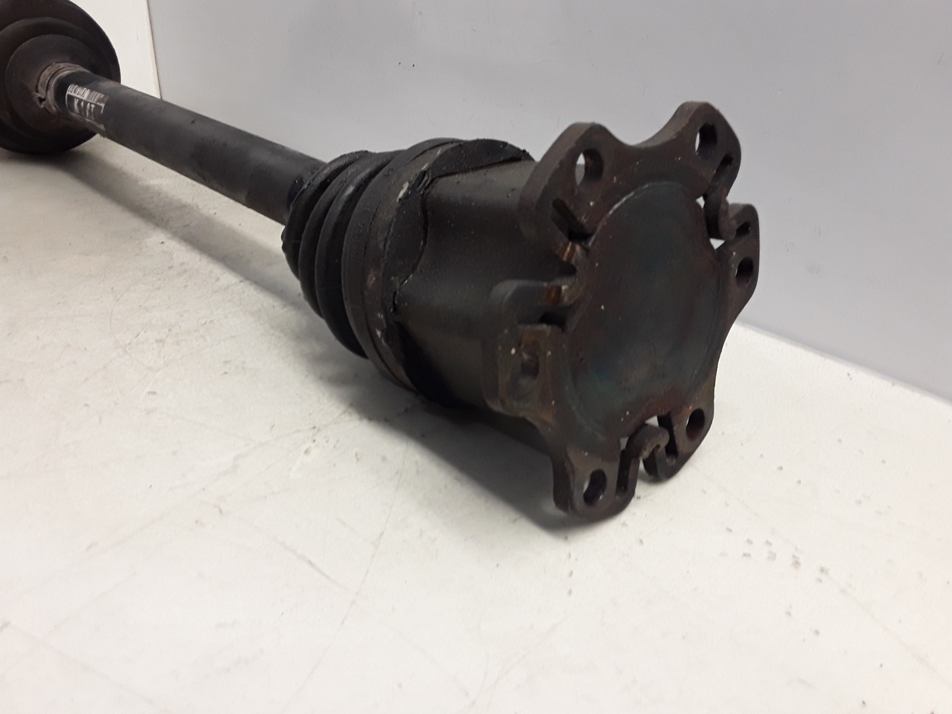 AUDI A4 B7/8E (2004-2008) Front Left Driveshaft 8E0407271AT 25594331