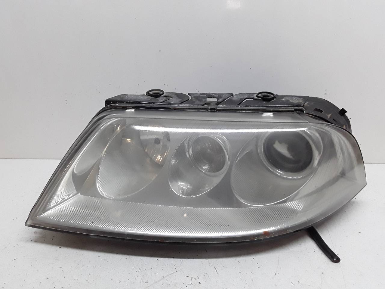 VOLKSWAGEN Priekšējais kreisais lukturis 3B7941015M 25594316