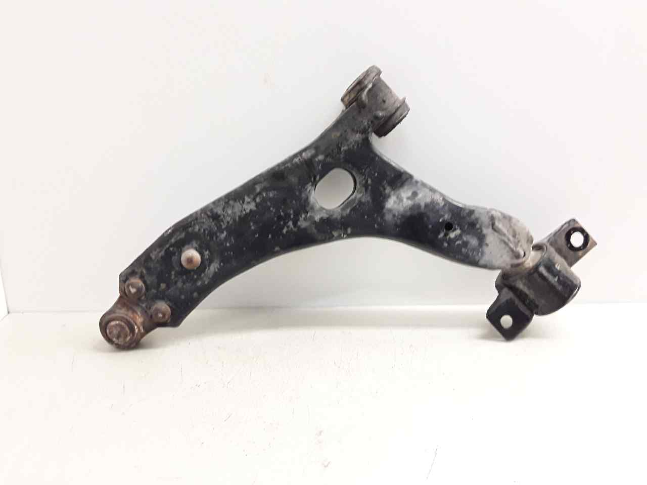 PEUGEOT 3008 1 generation (2010-2016) Front Right Arm 2M513C423051BC 25628720