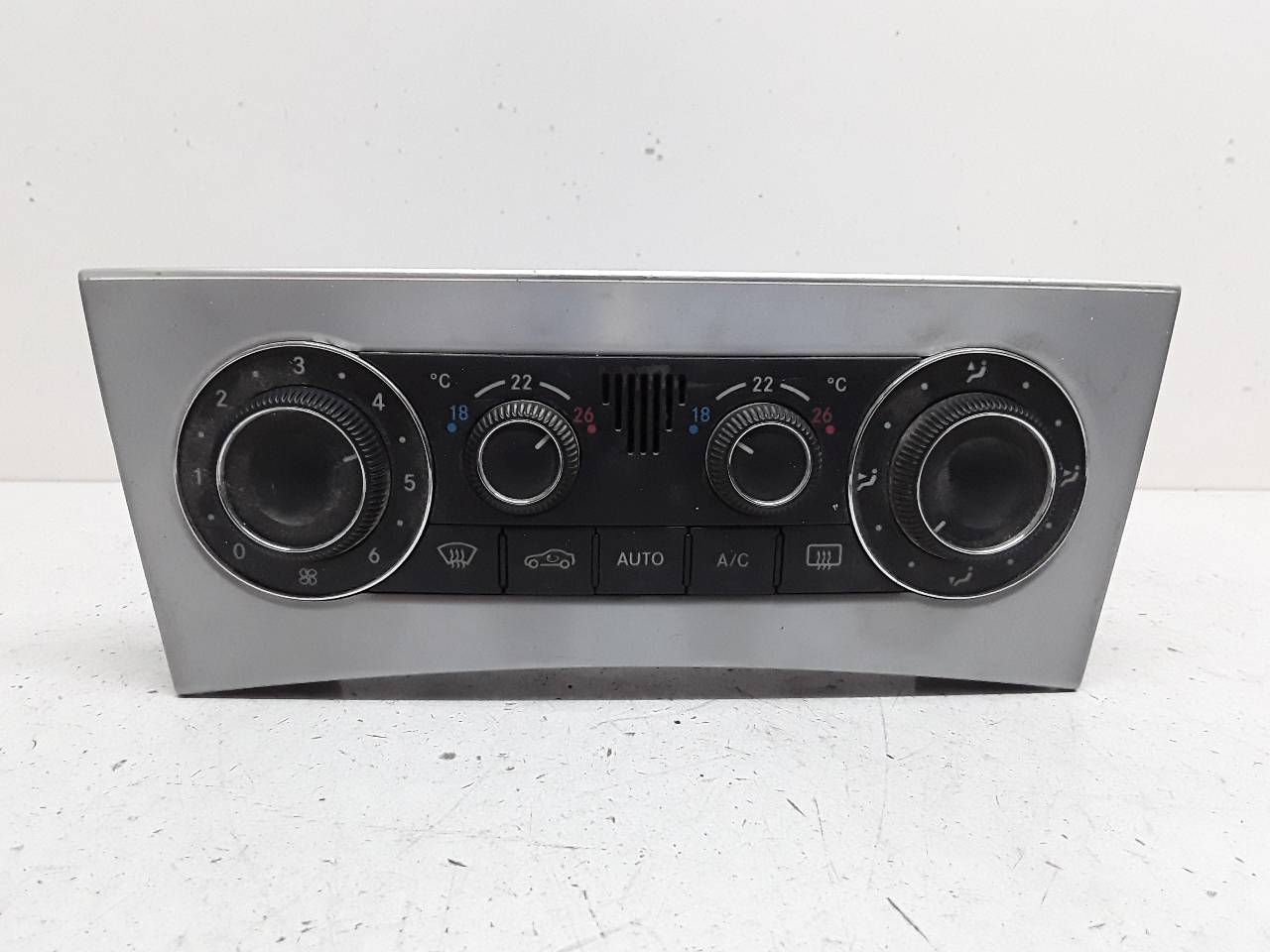 MERCEDES-BENZ C-Class W203/S203/CL203 (2000-2008) Climate  Control Unit A2038304085 25624771