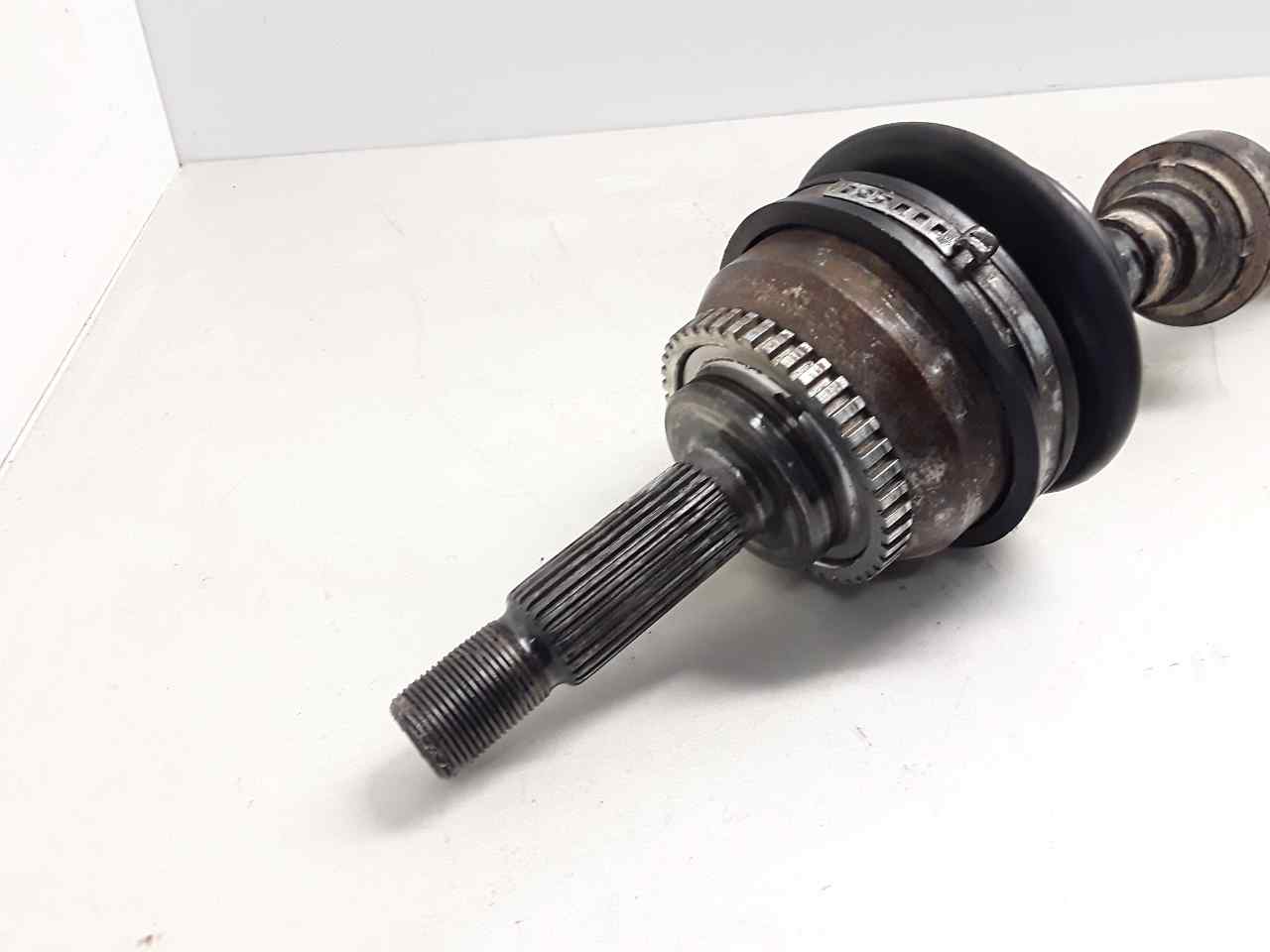 MITSUBISHI Front Right Driveshaft MR912136 25626793