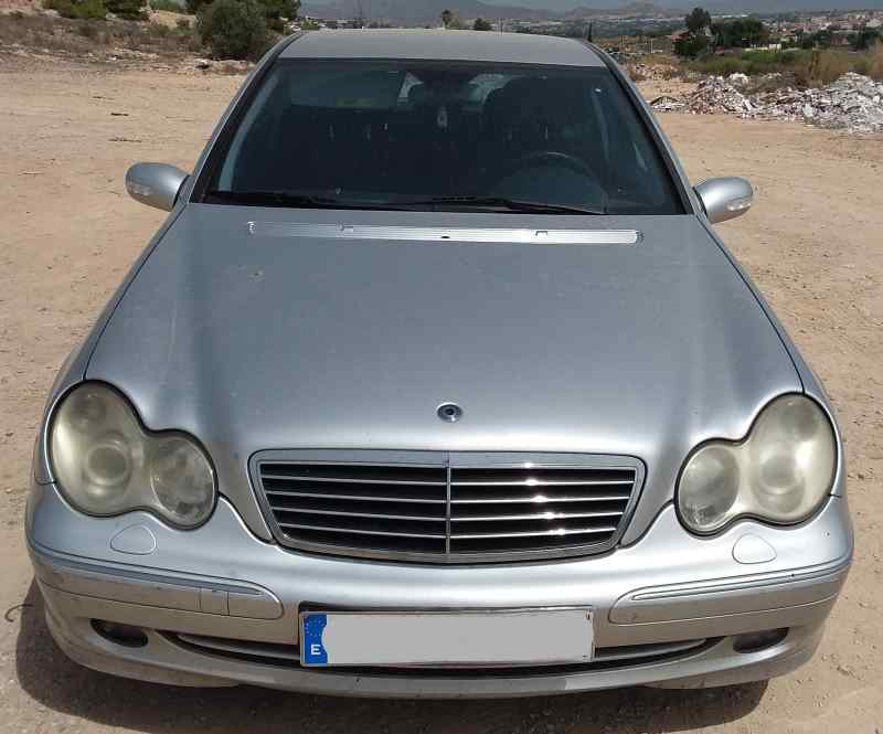 MERCEDES-BENZ C-Class W203/S203/CL203 (2000-2008) Priekinis dešinys žibintas A2038200261 25594519