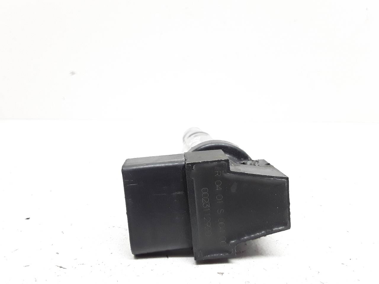 SEAT Cordoba 2 generation (1999-2009) High Voltage Ignition Coil R0401S00400 19121781